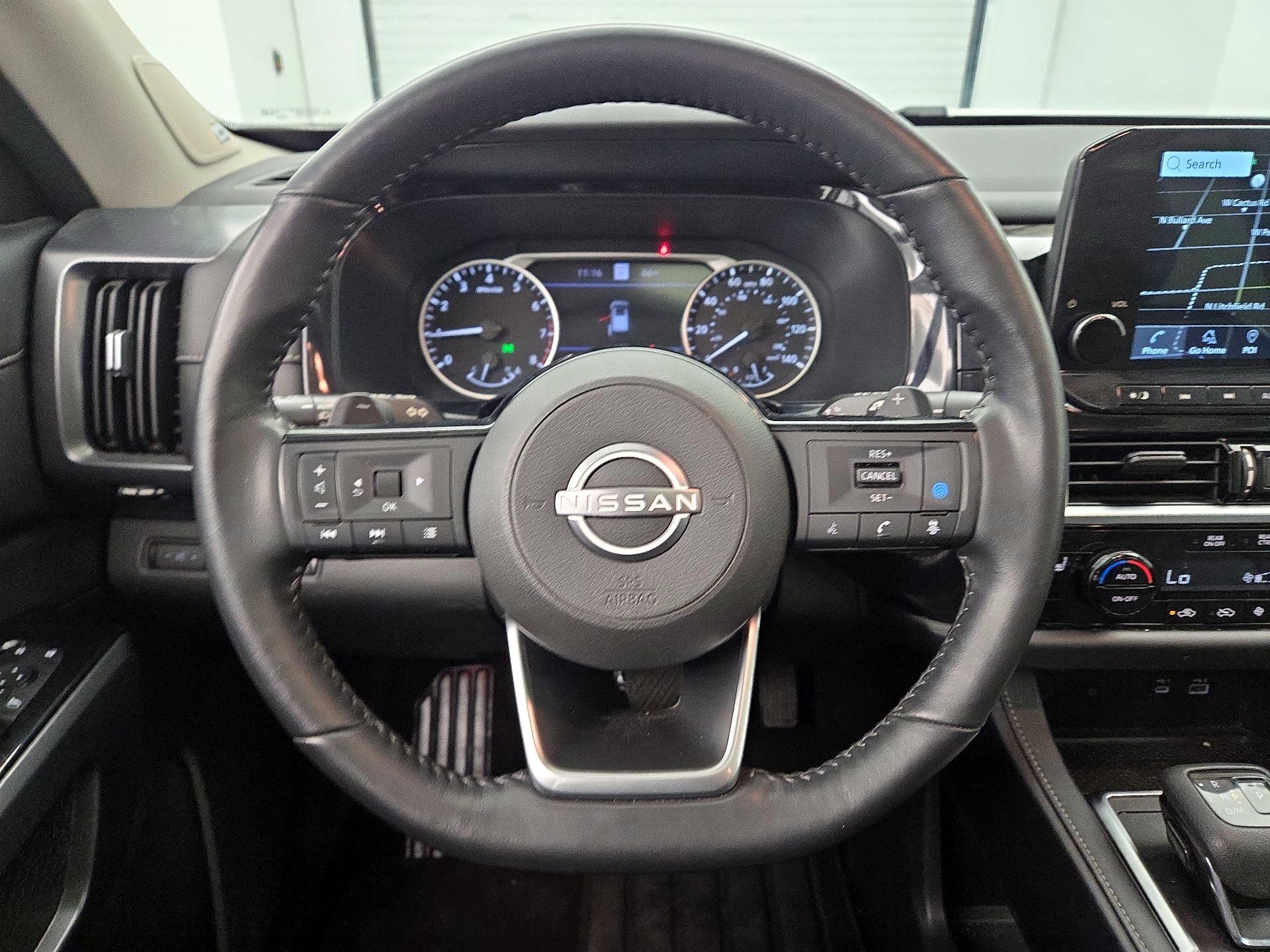 Thumbnail: 2023 Nissan Pathfinder - 10