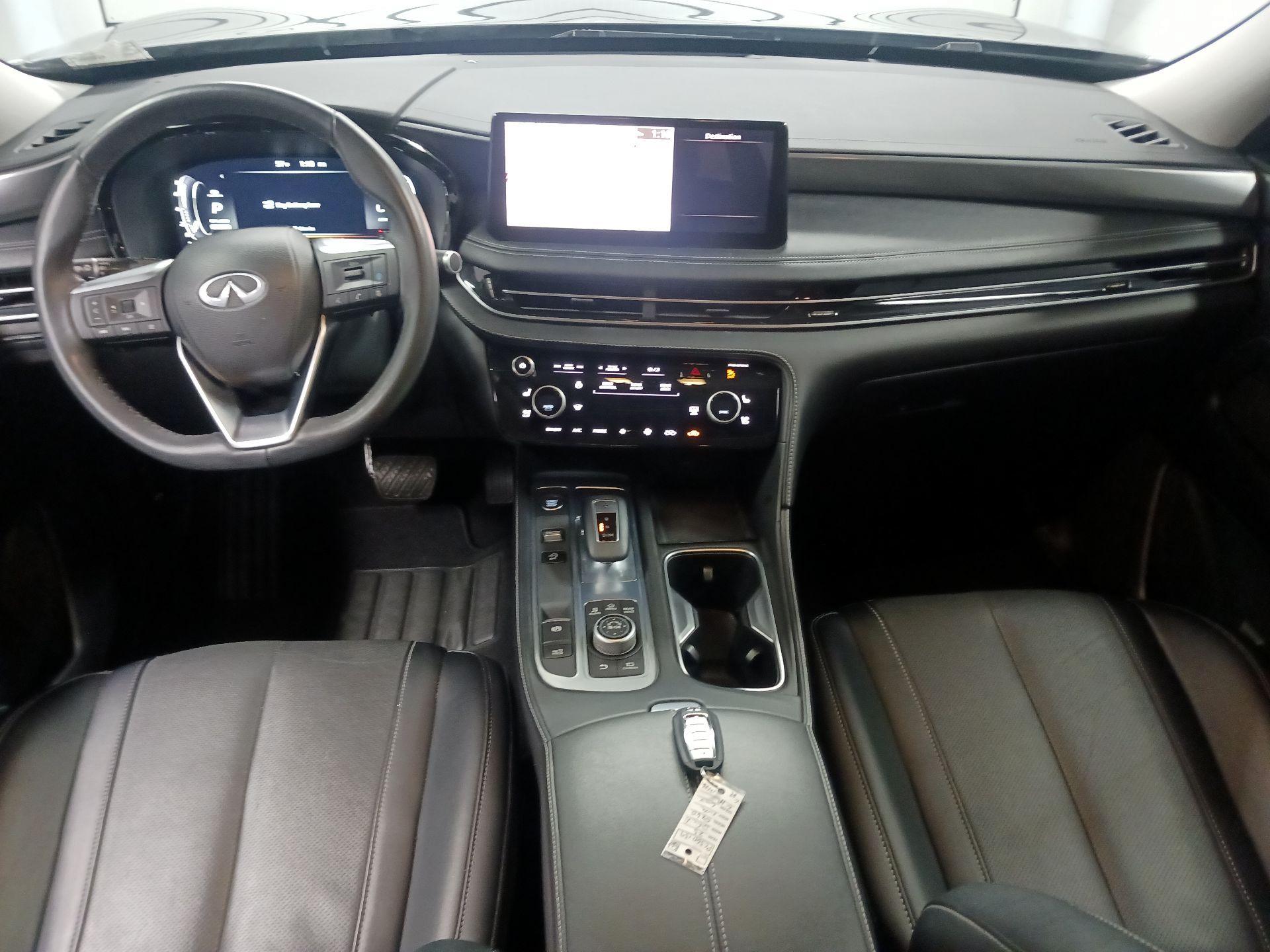 Thumbnail: 2023 INFINITI QX60 - 9