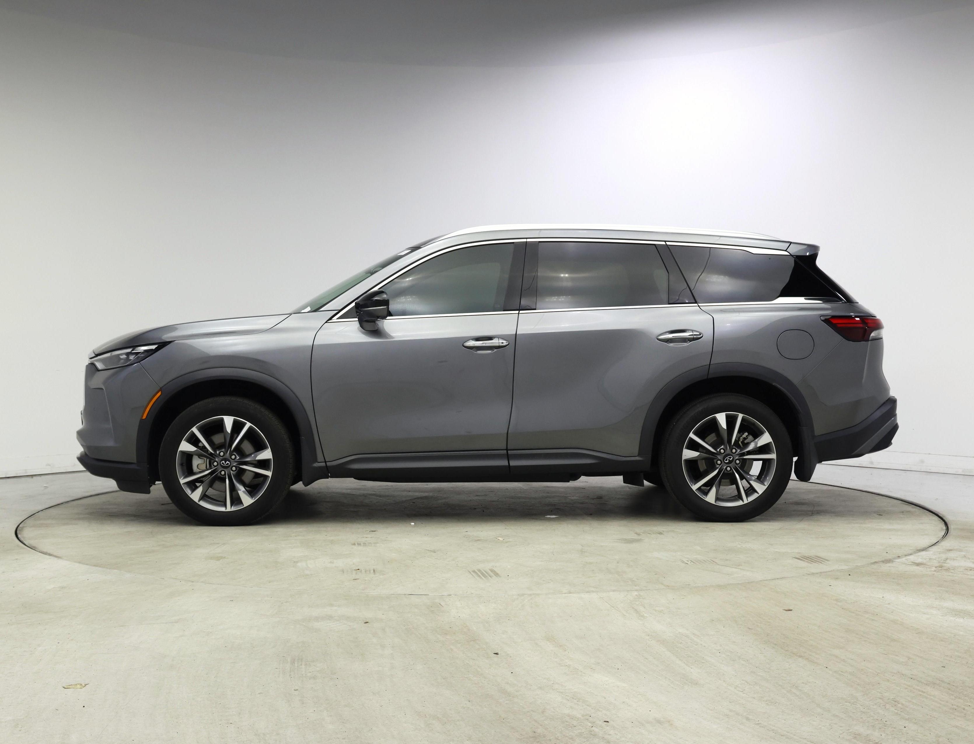 Thumbnail: 2023 INFINITI QX60 - 3
