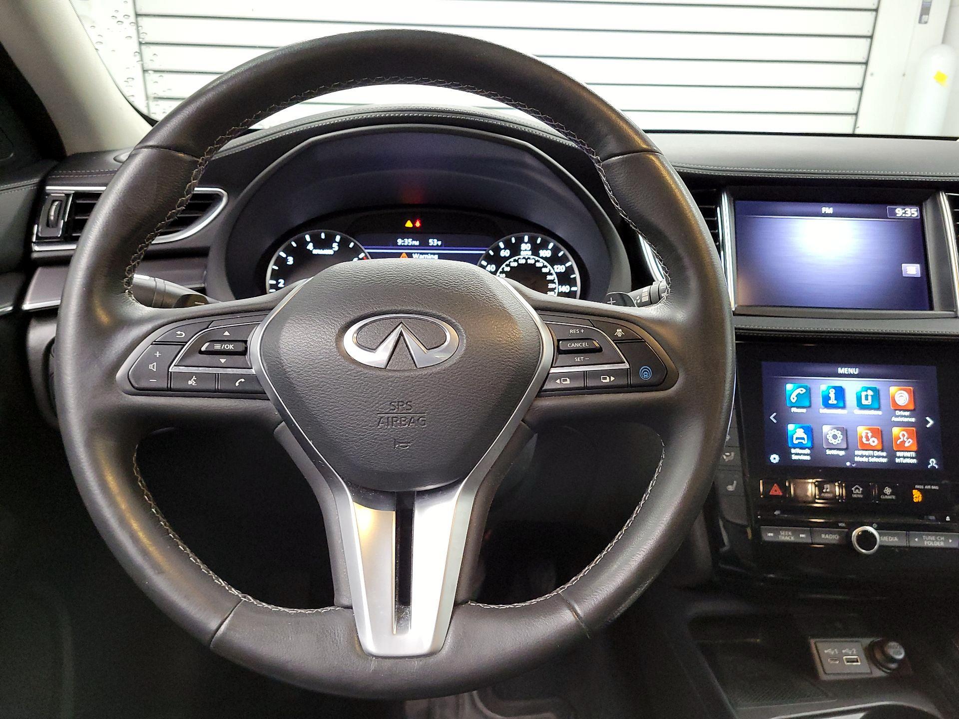 Thumbnail: 2023 INFINITI QX50 - 10