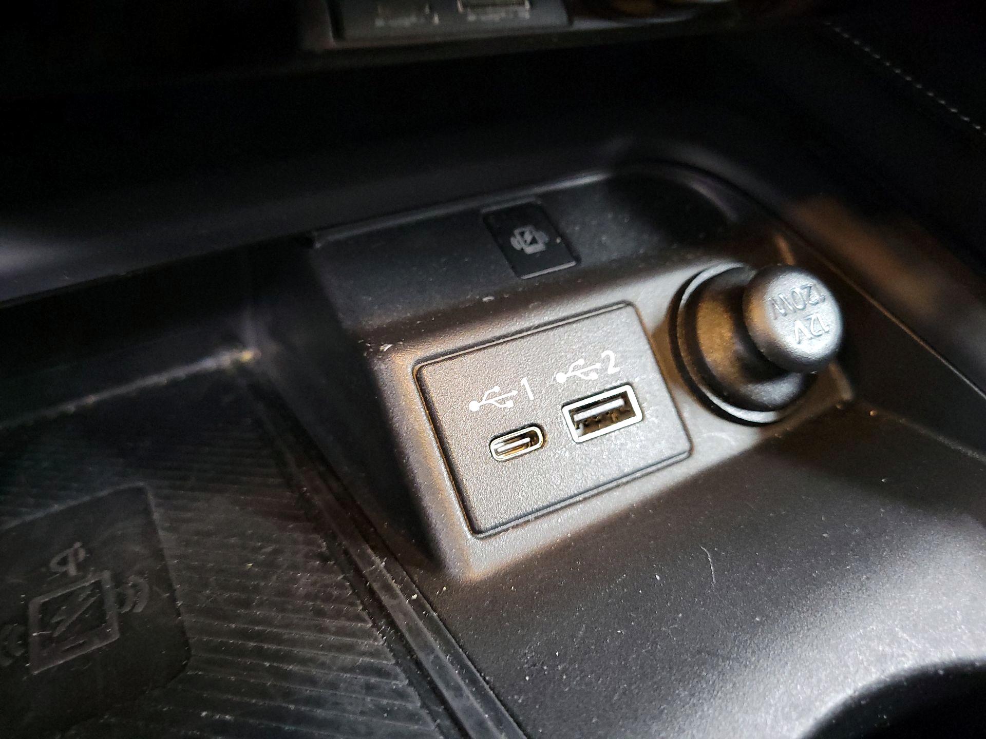 Thumbnail: 2023 INFINITI QX50 - 18