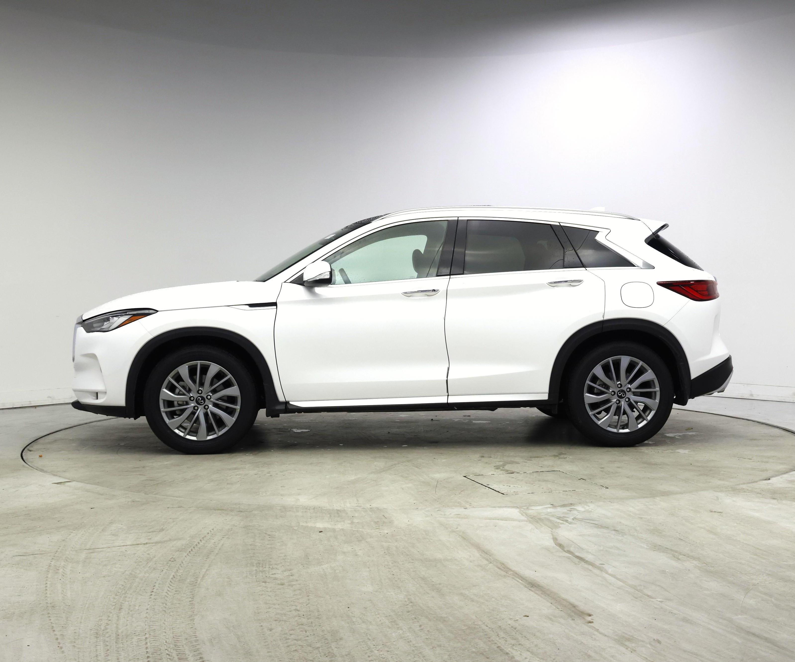 Thumbnail: 2023 INFINITI QX50 - 3