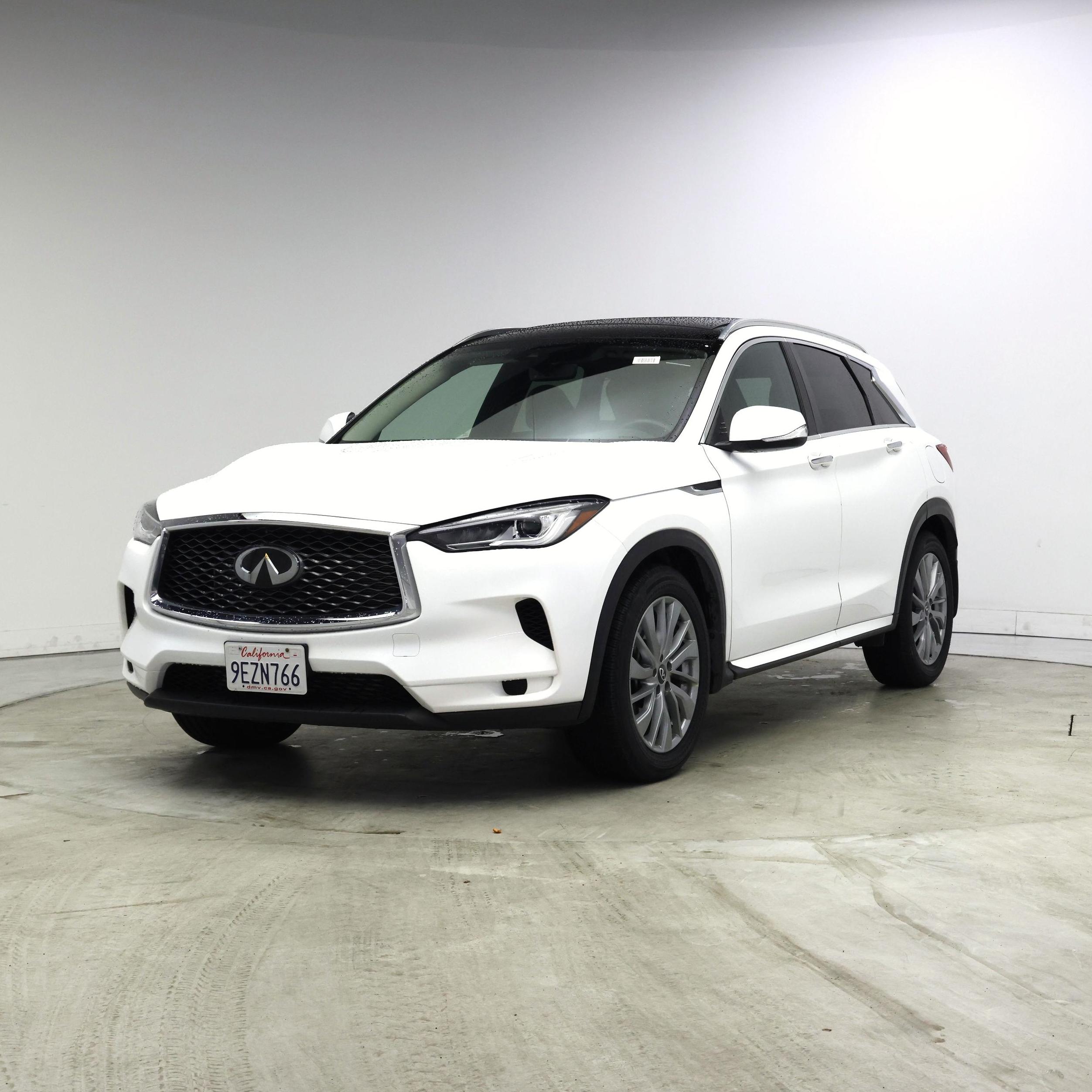 Thumbnail: 2023 INFINITI QX50 - 4