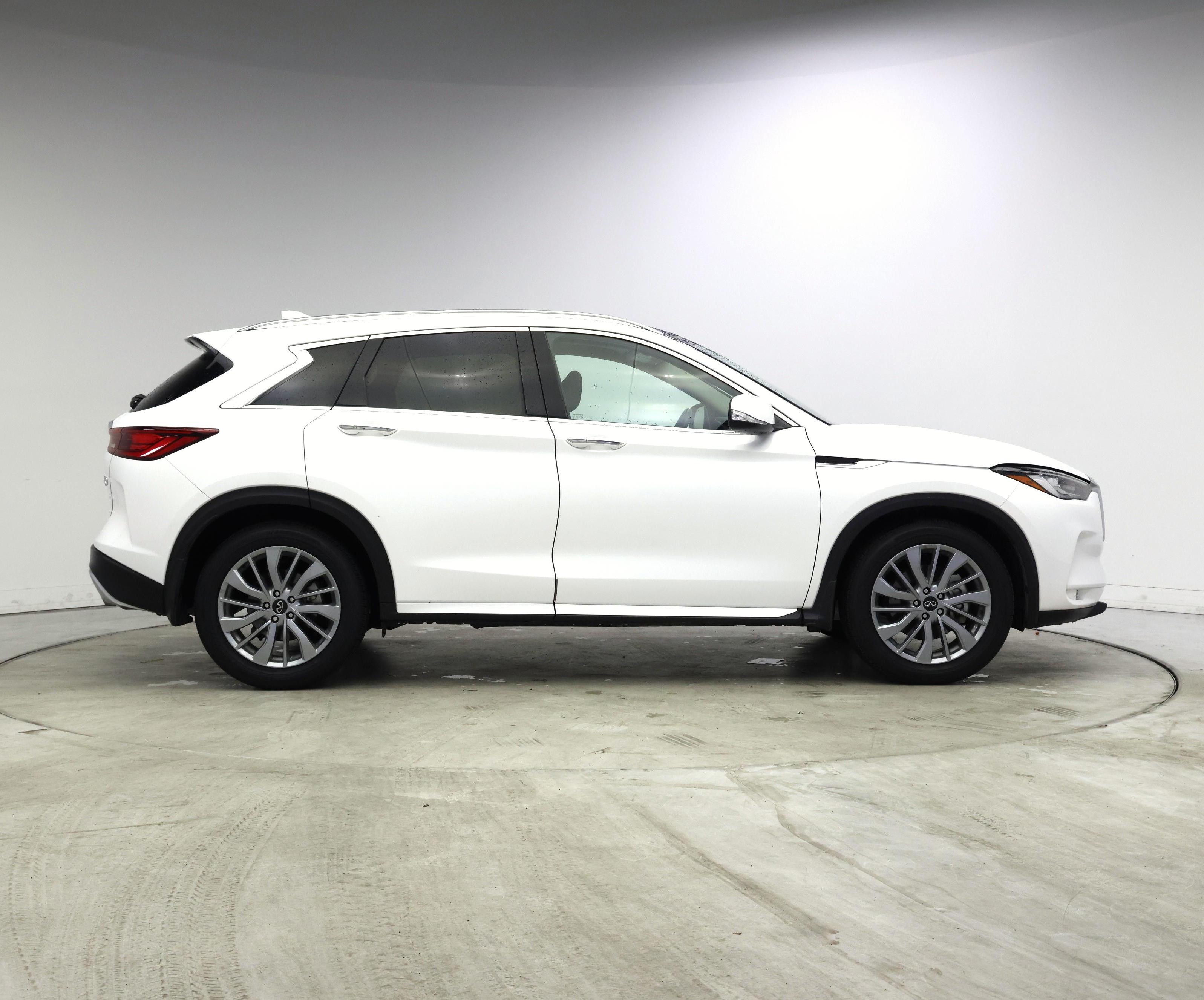 Thumbnail: 2023 INFINITI QX50 - 7