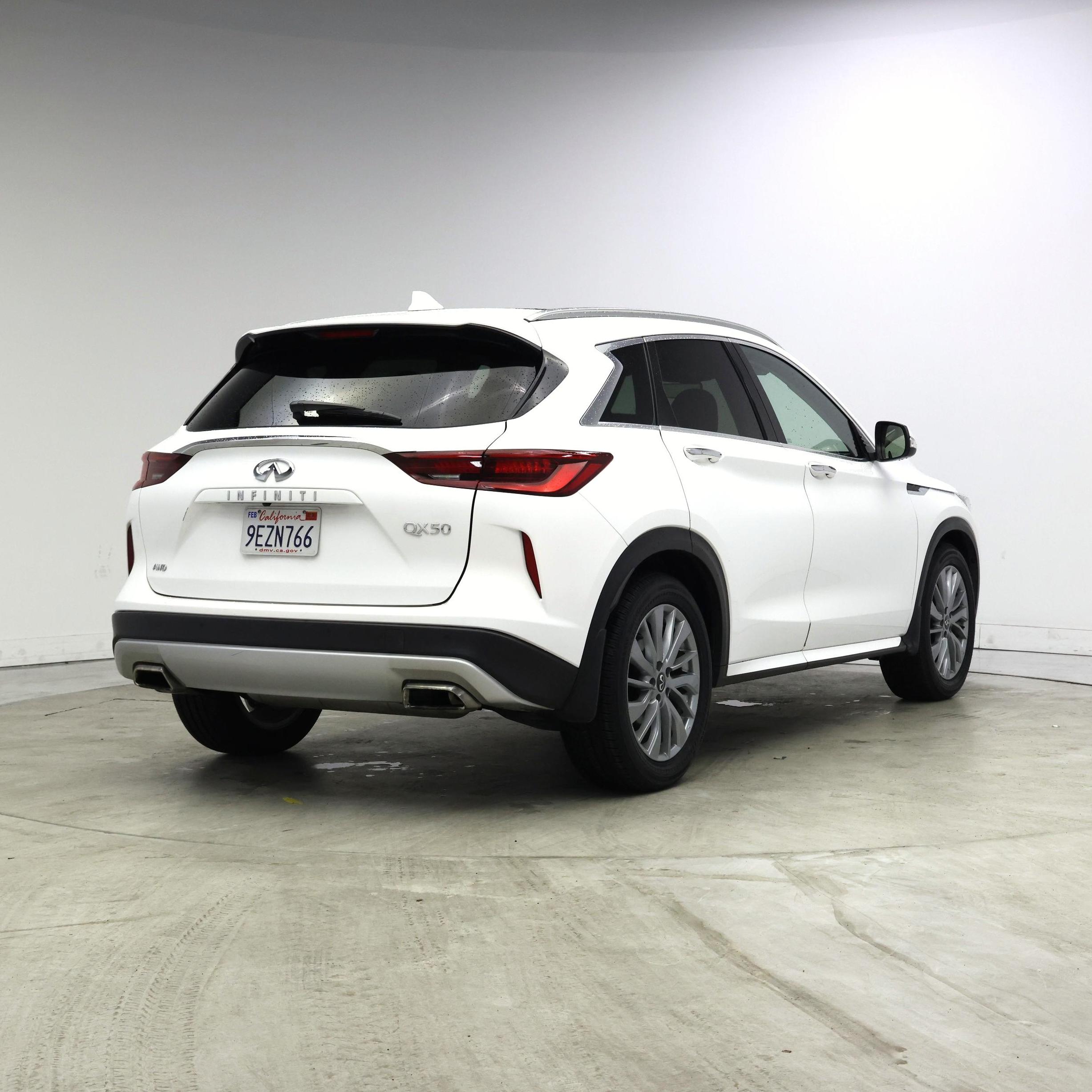 Thumbnail: 2023 INFINITI QX50 - 8