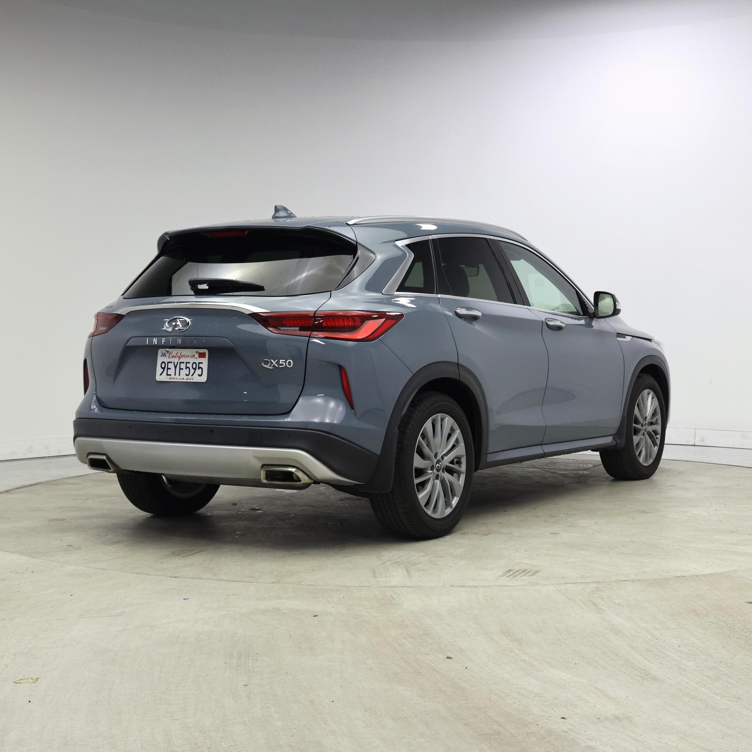 Thumbnail: 2023 INFINITI QX50 - 8