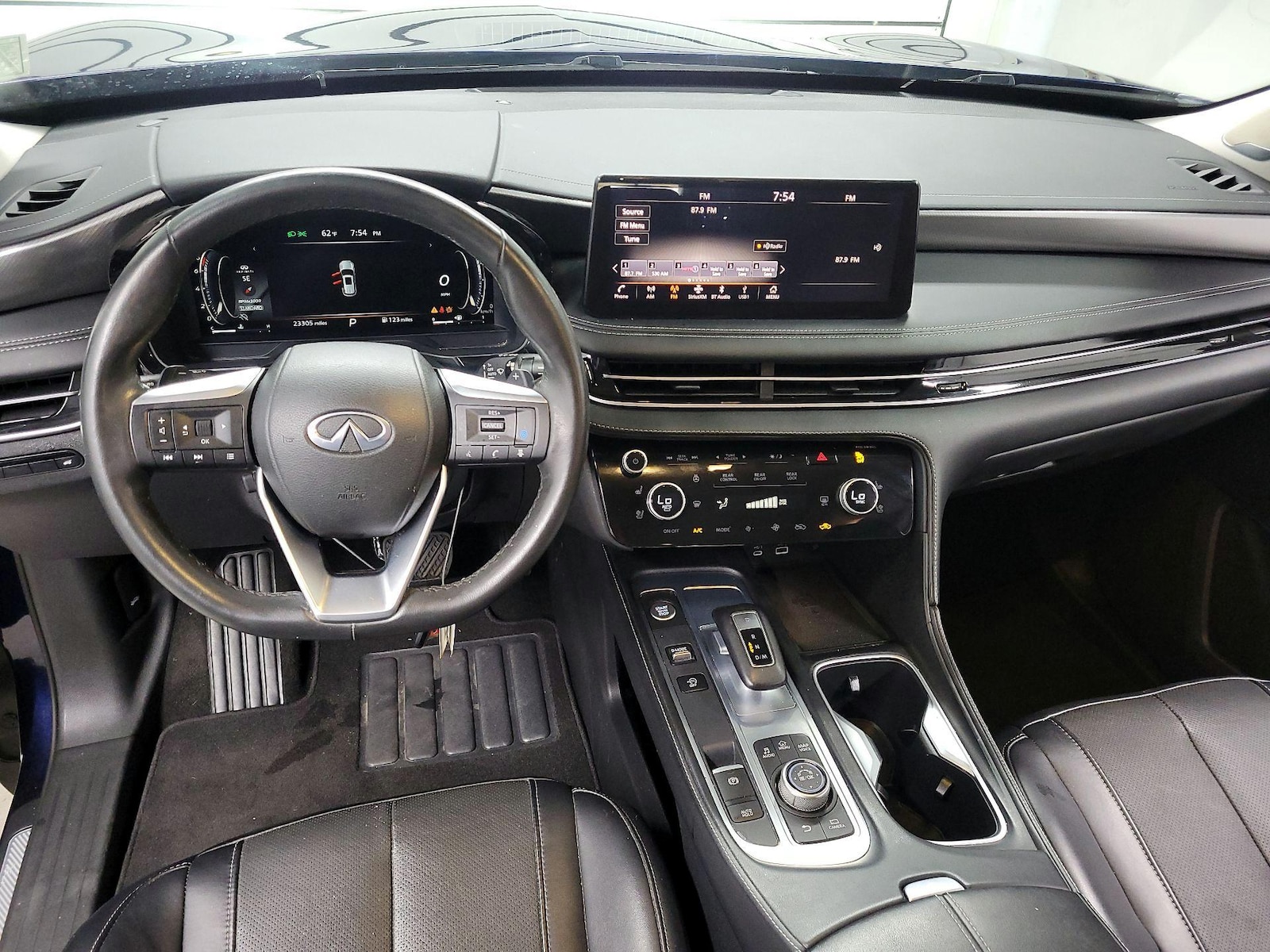 2023 INFINITI QX60 LUXE - Photo 10