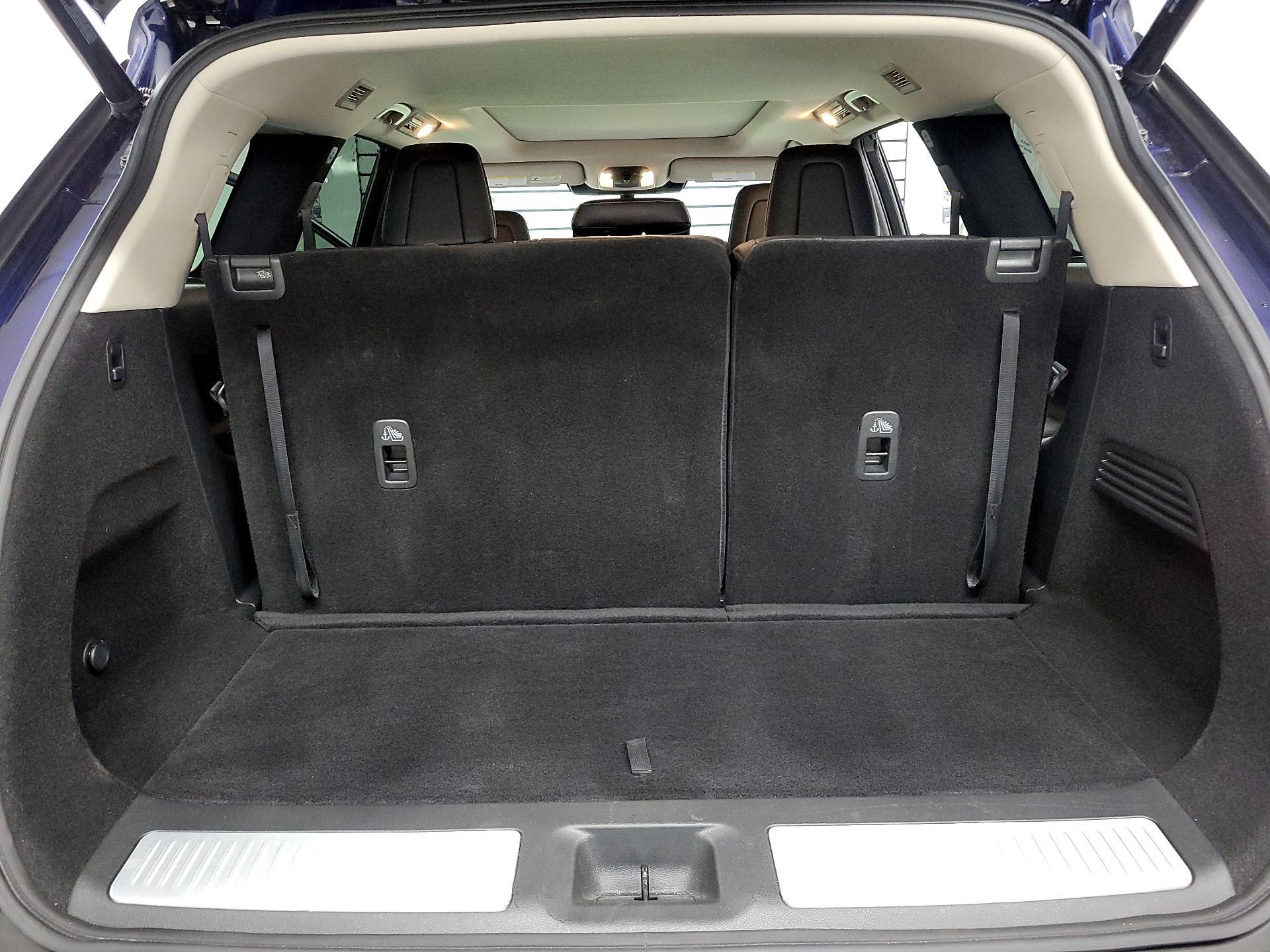 Thumbnail: 2023 INFINITI QX60 - 17