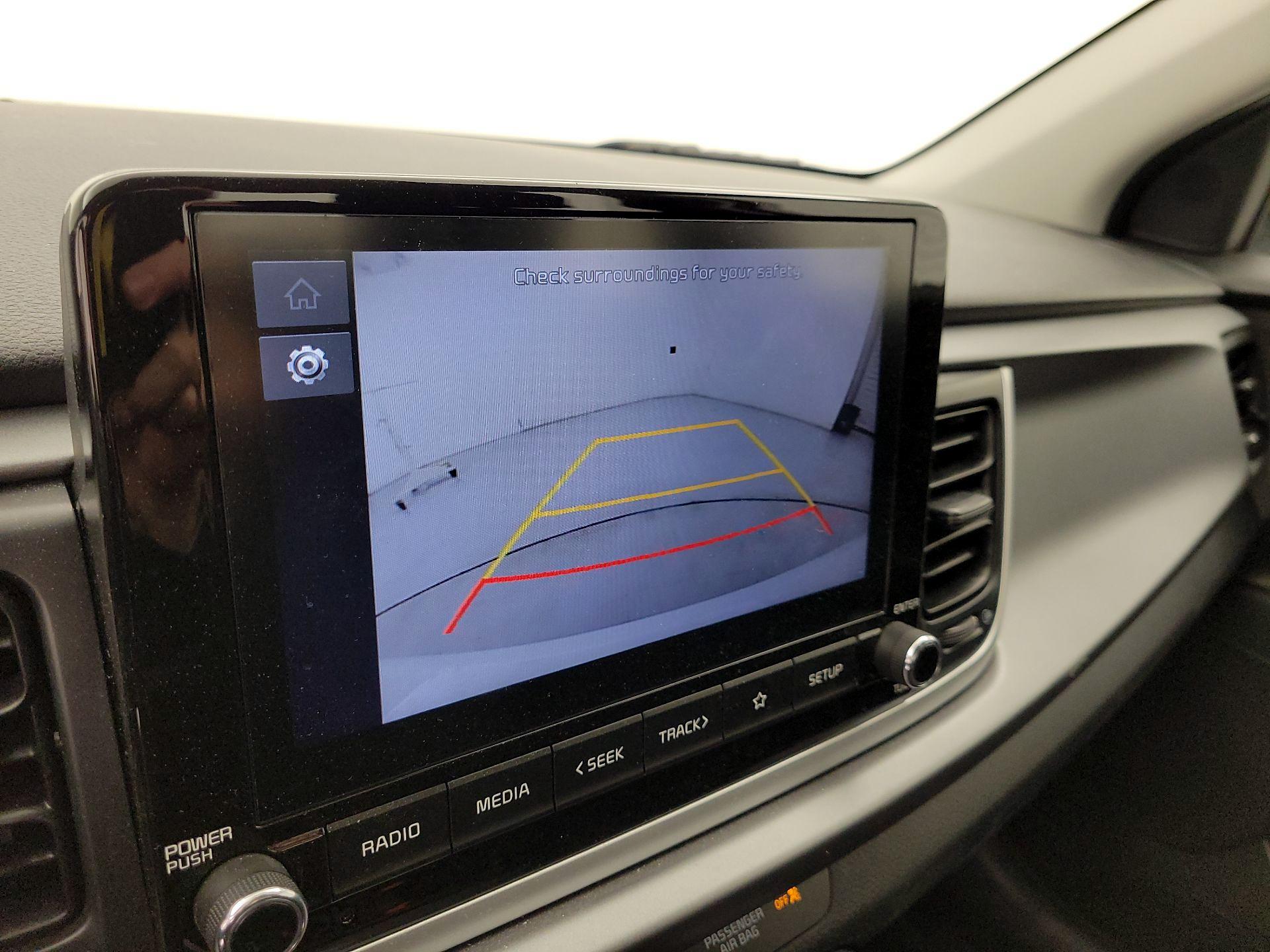 Thumbnail: 2023 Kia Rio - 14