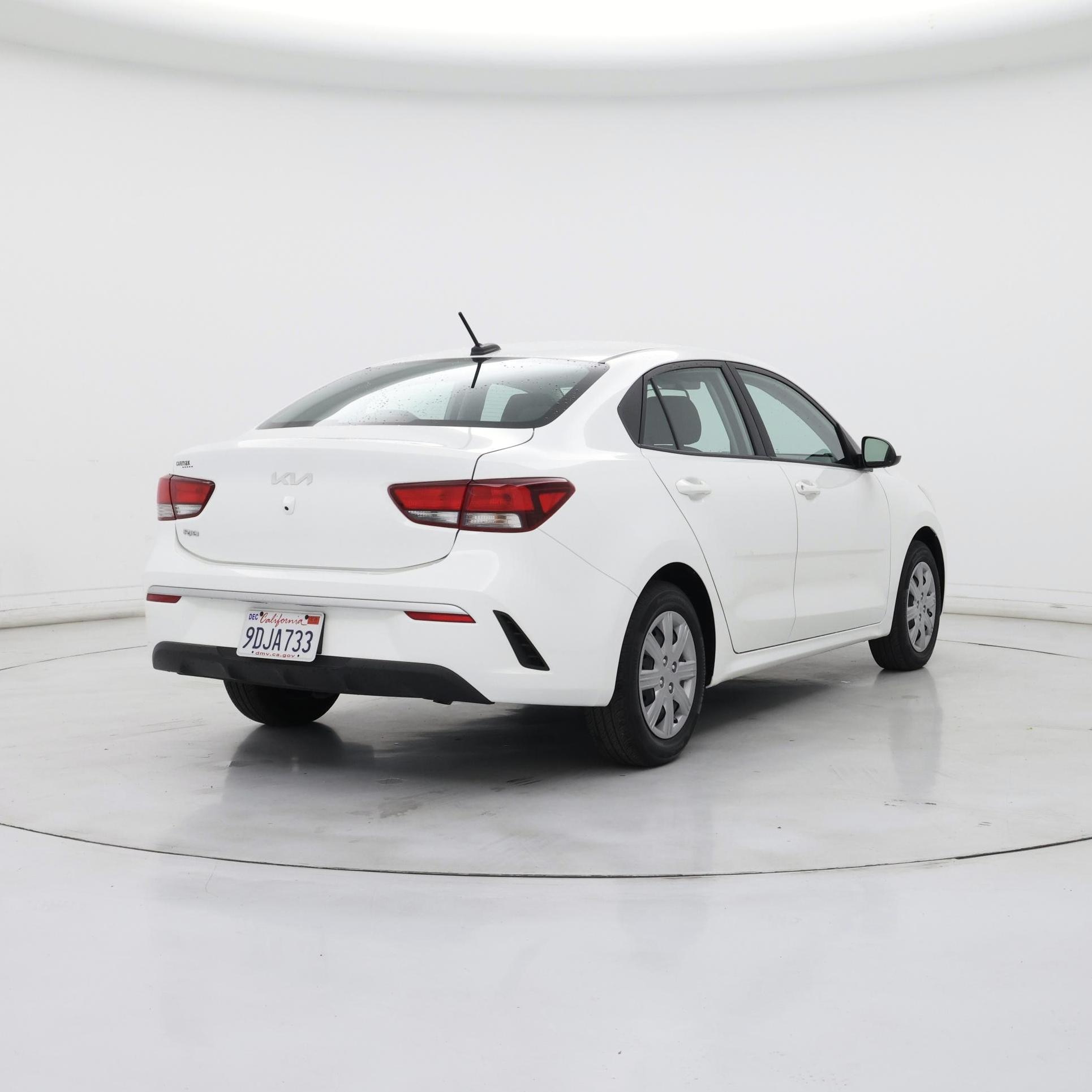 Thumbnail: 2023 Kia Rio - 8