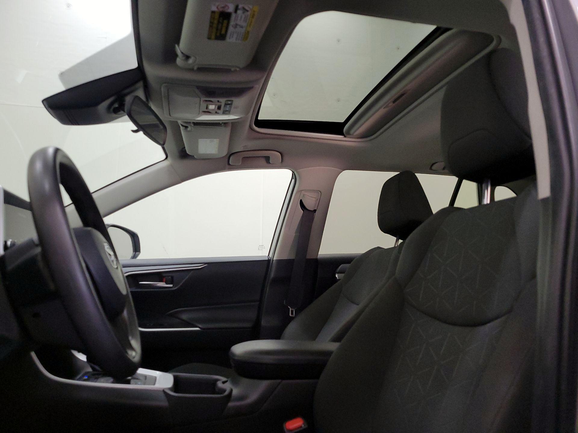Thumbnail: 2023 Toyota RAV4 - 19