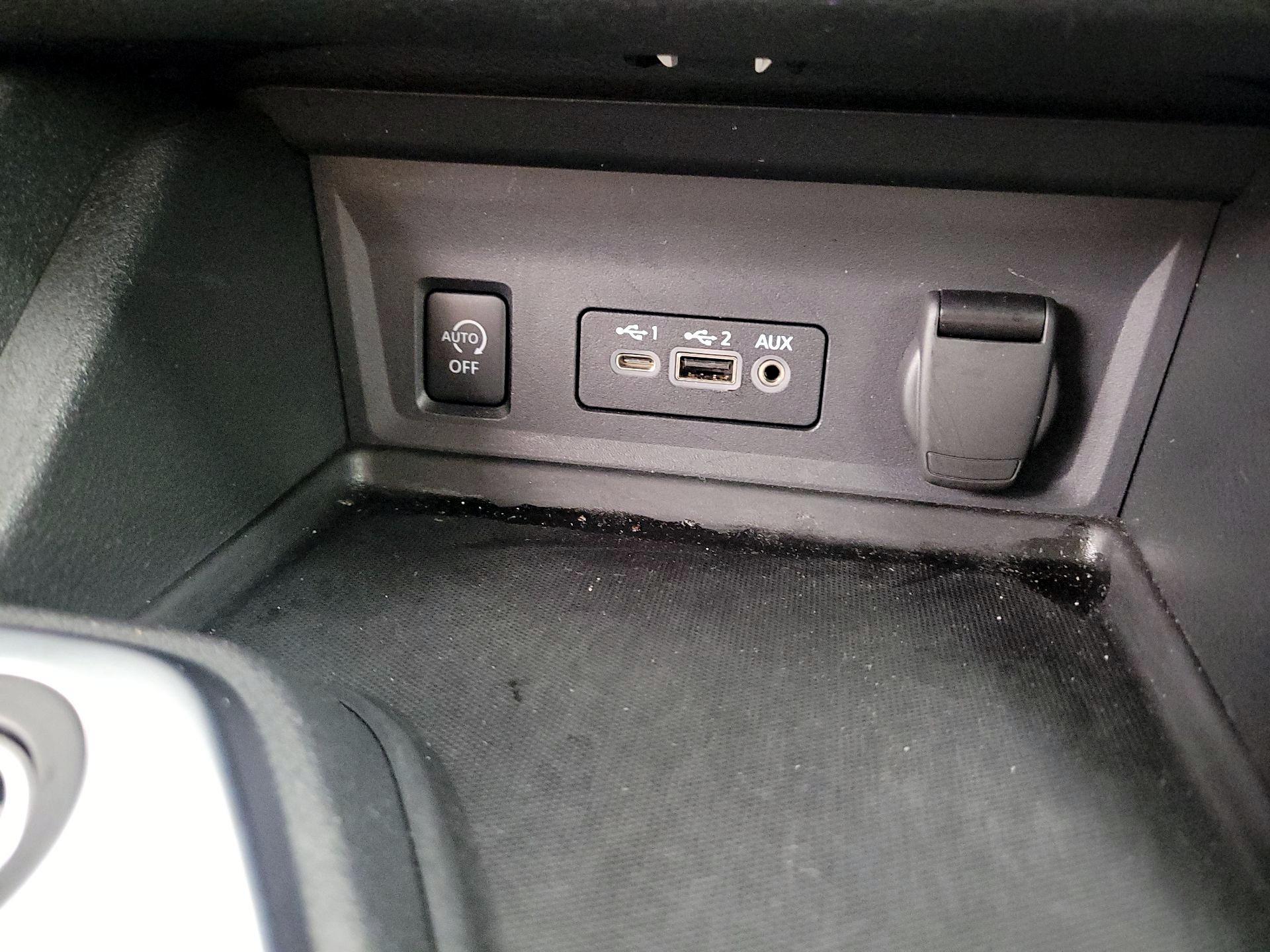 Thumbnail: 2024 Nissan Sentra - 18