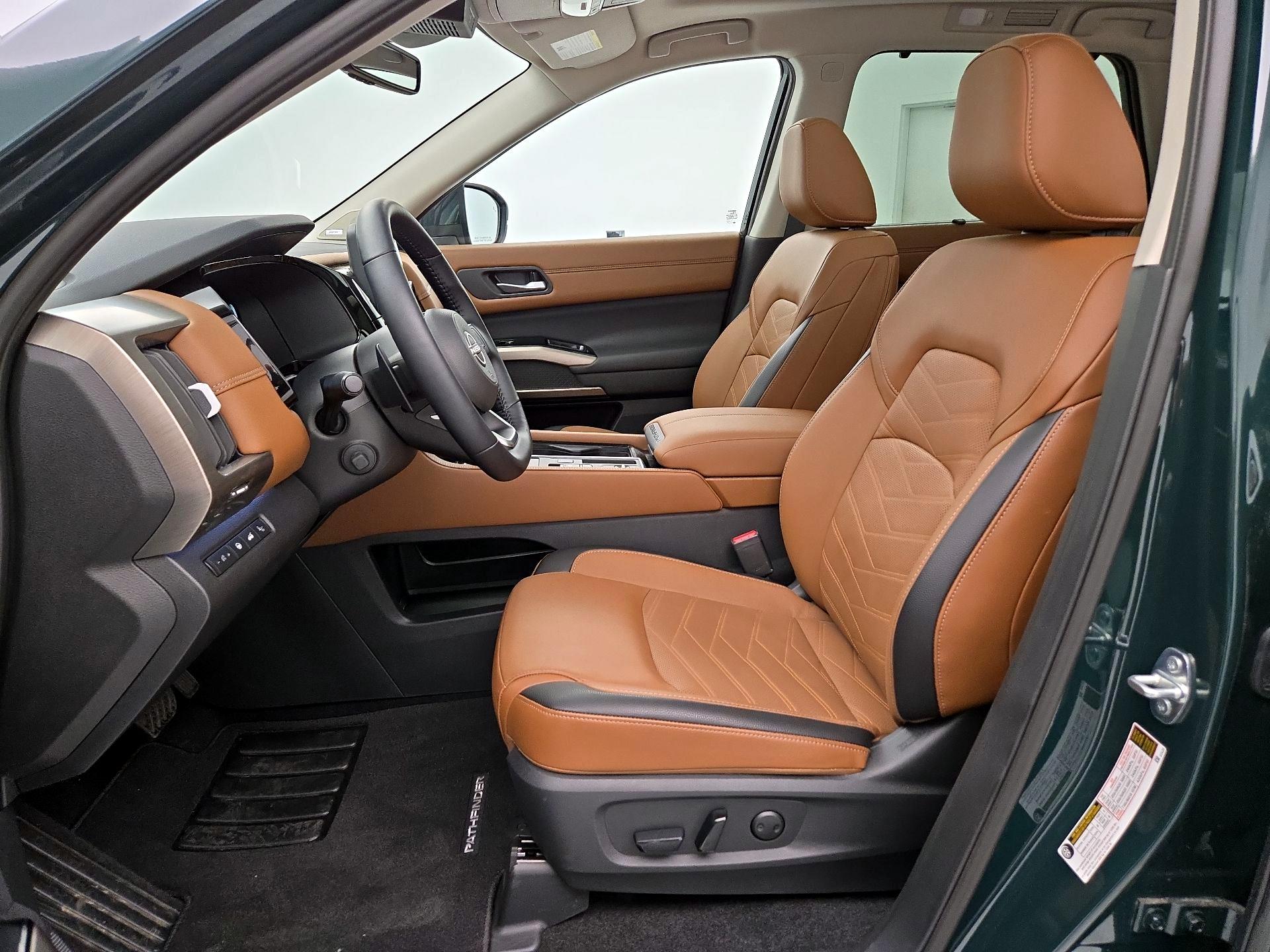 Thumbnail: 2025 Nissan Pathfinder - 11