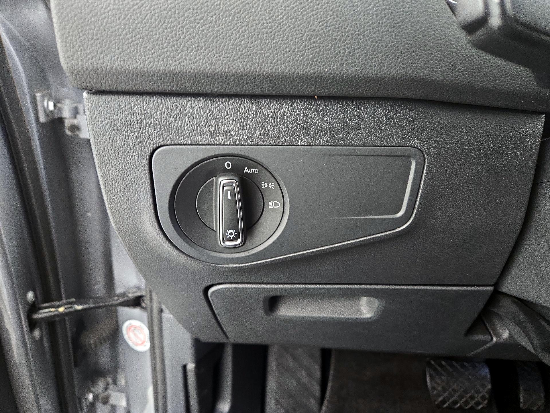 Thumbnail: 2024 Volkswagen Tiguan - 13