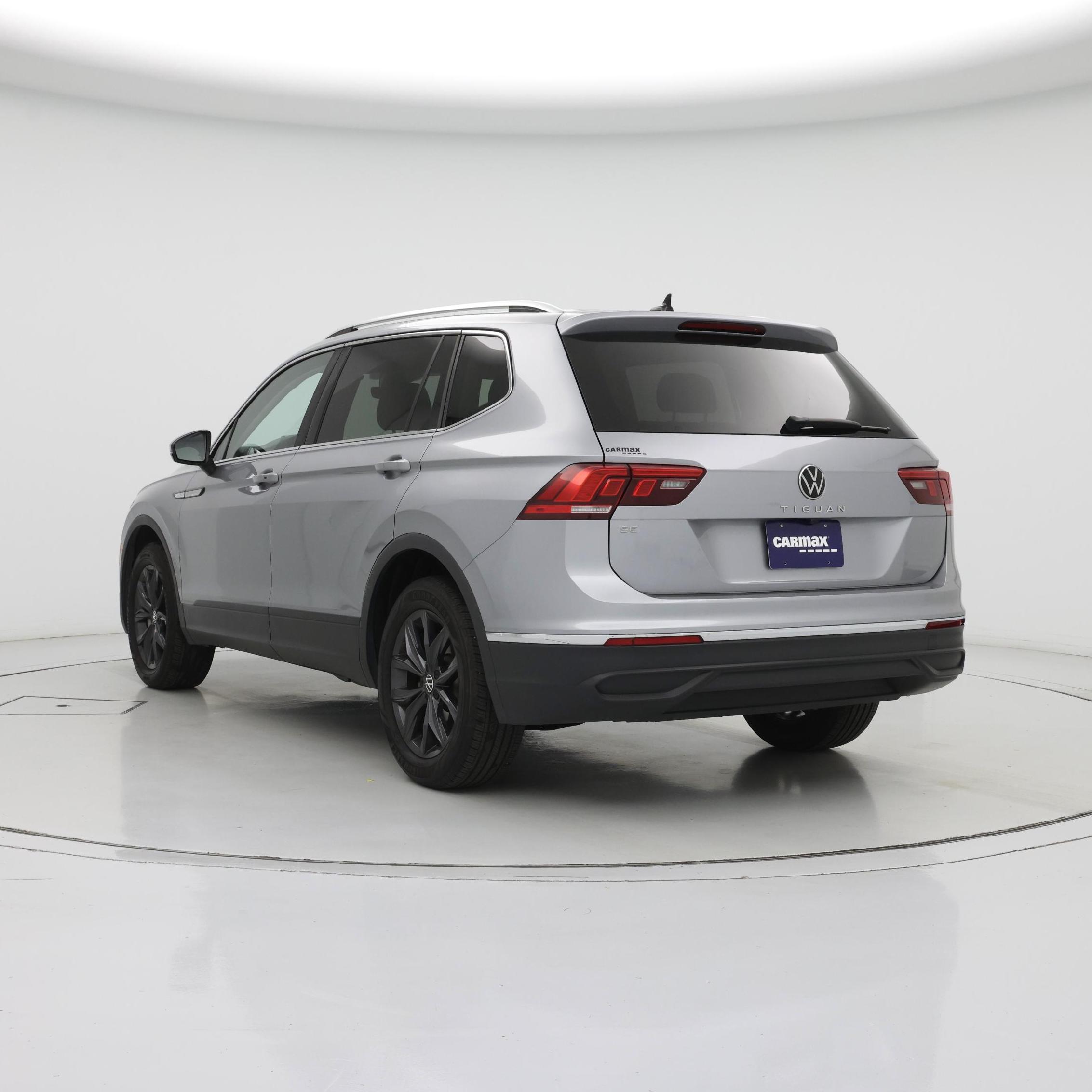 Thumbnail: 2024 Volkswagen Tiguan - 2