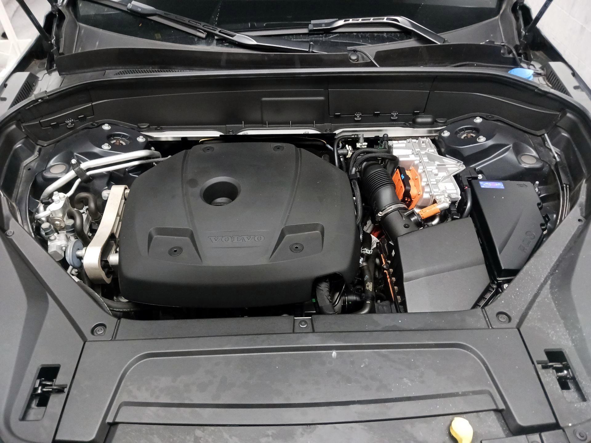 Thumbnail: 2022 Volvo XC90 - 18