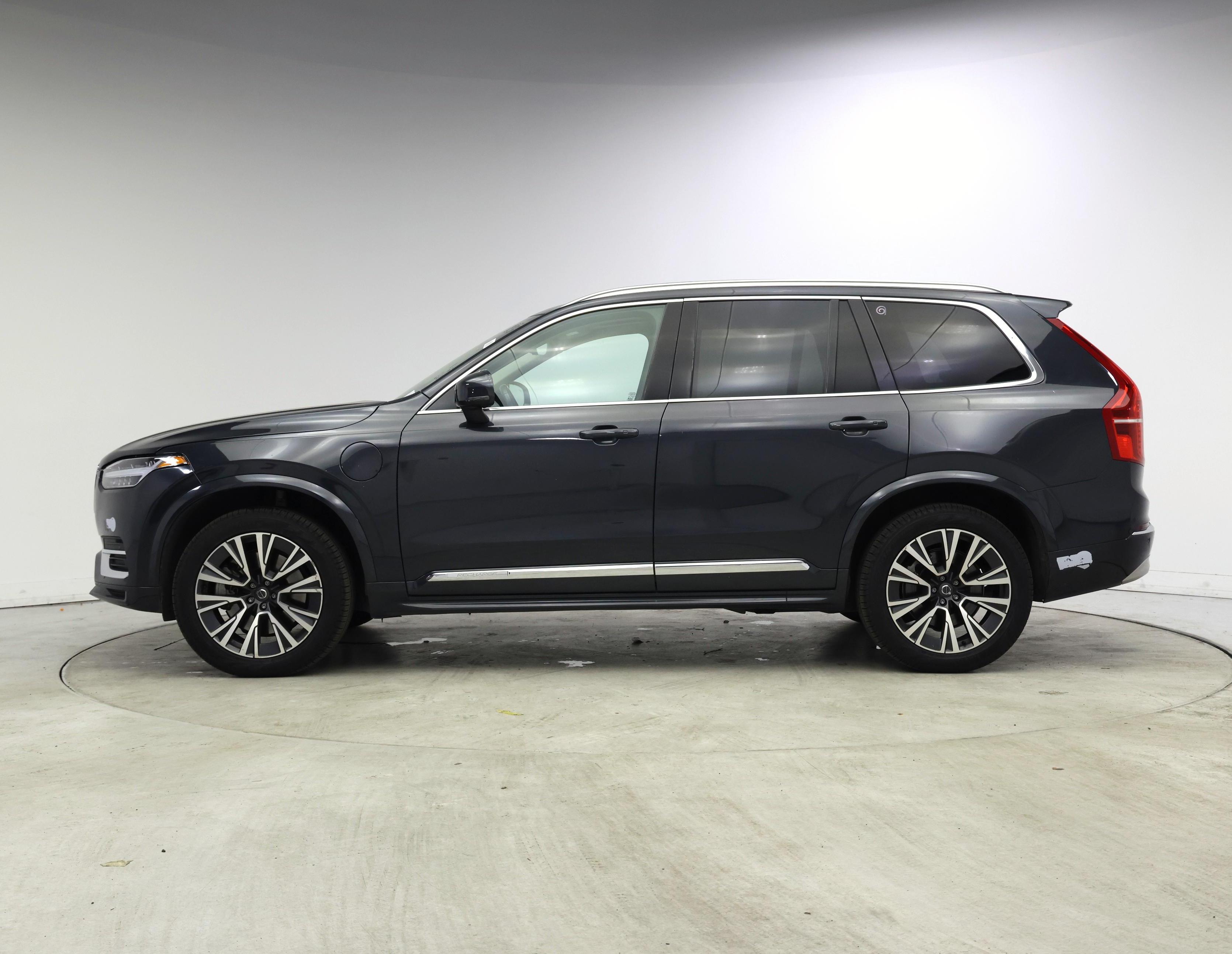 Thumbnail: 2022 Volvo XC90 - 3