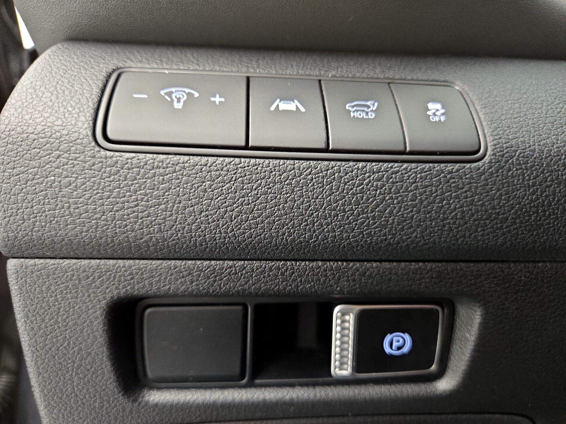 Thumbnail: 2023 Hyundai Santa Fe - 13