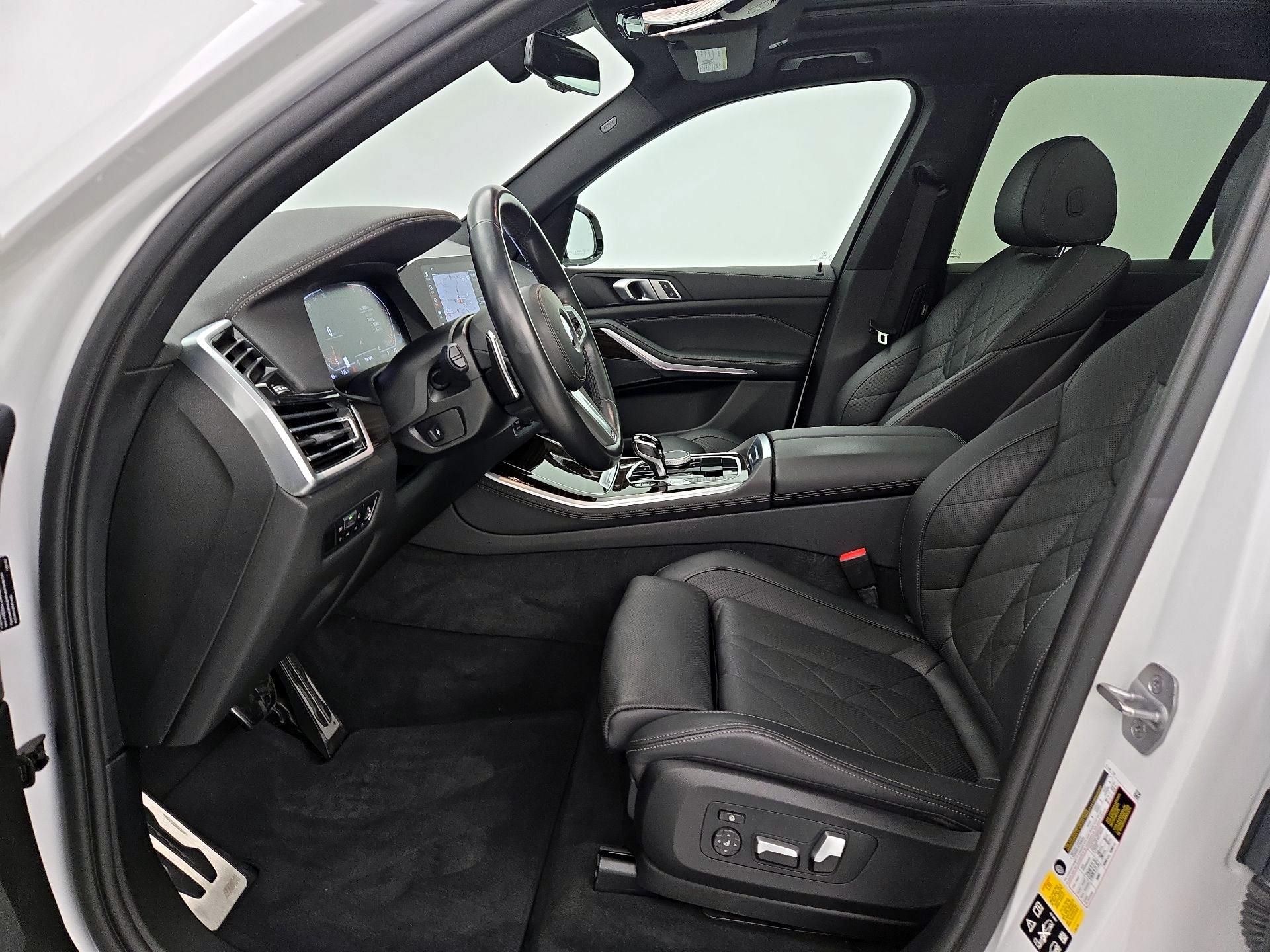 Thumbnail: 2023 BMW X5 - 11