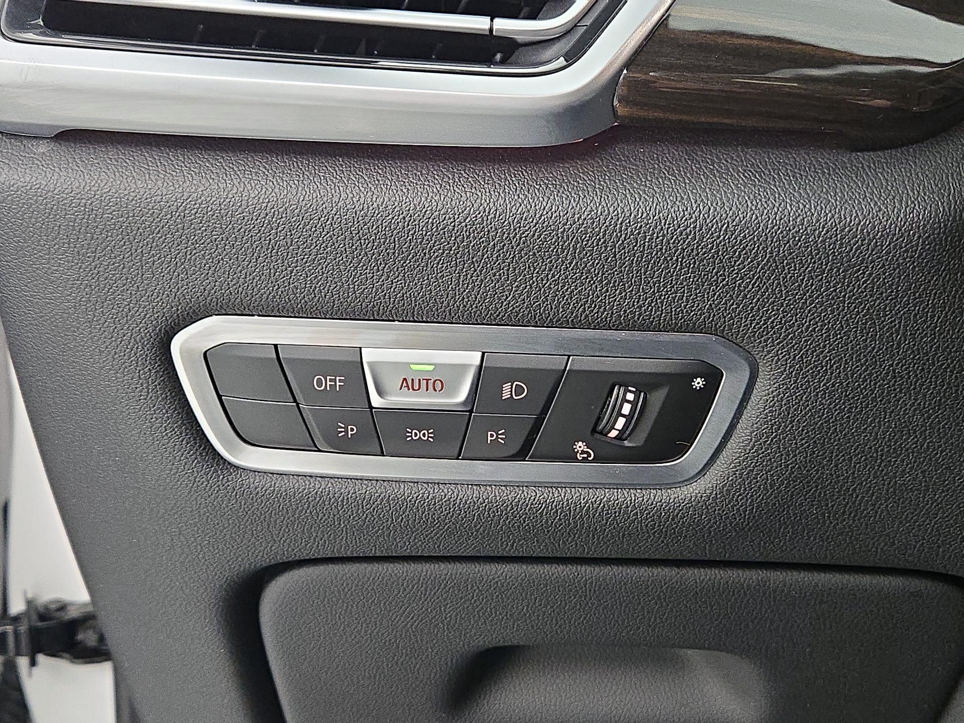 Thumbnail: 2023 BMW X5 - 13