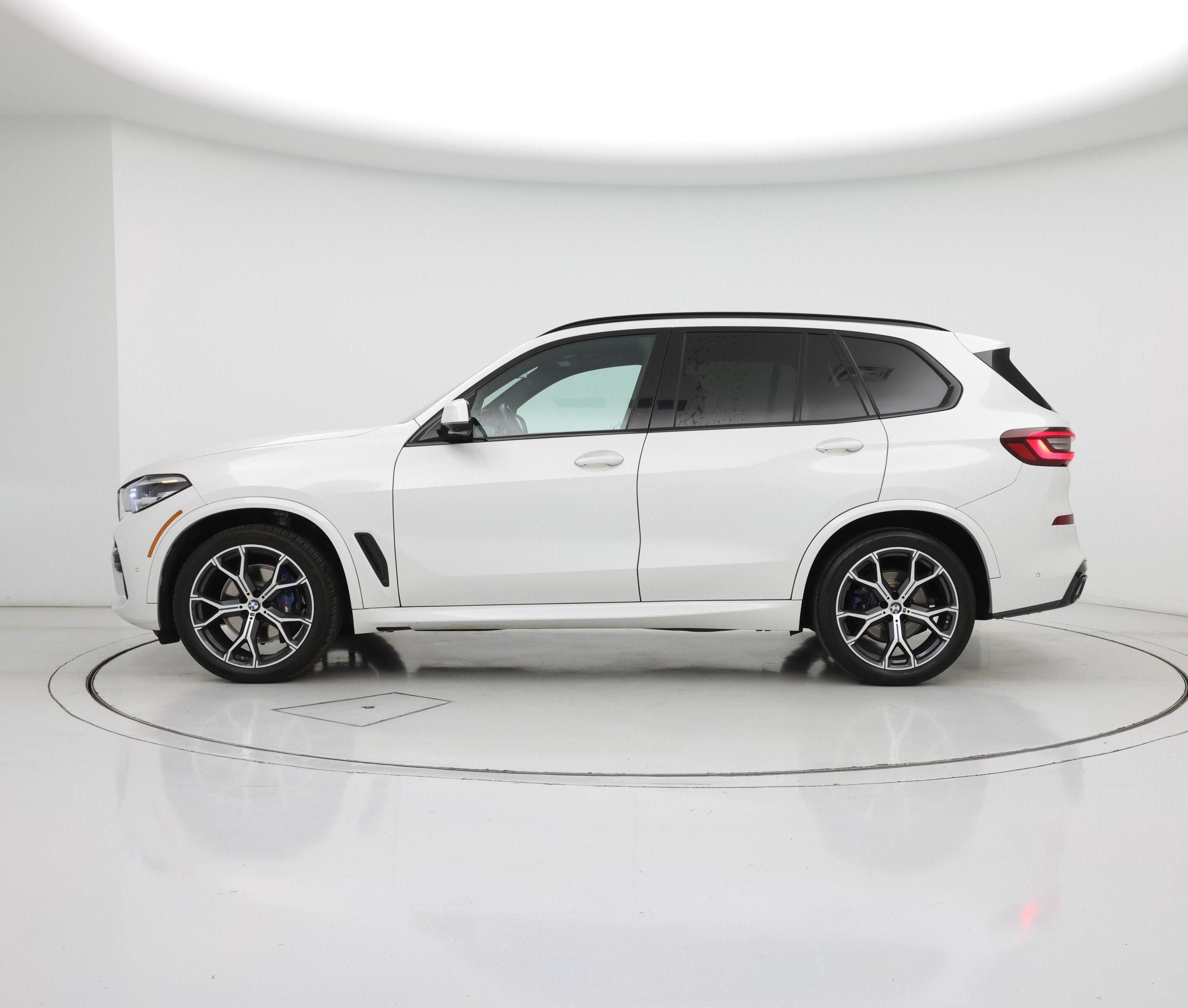 Thumbnail: 2023 BMW X5 - 3