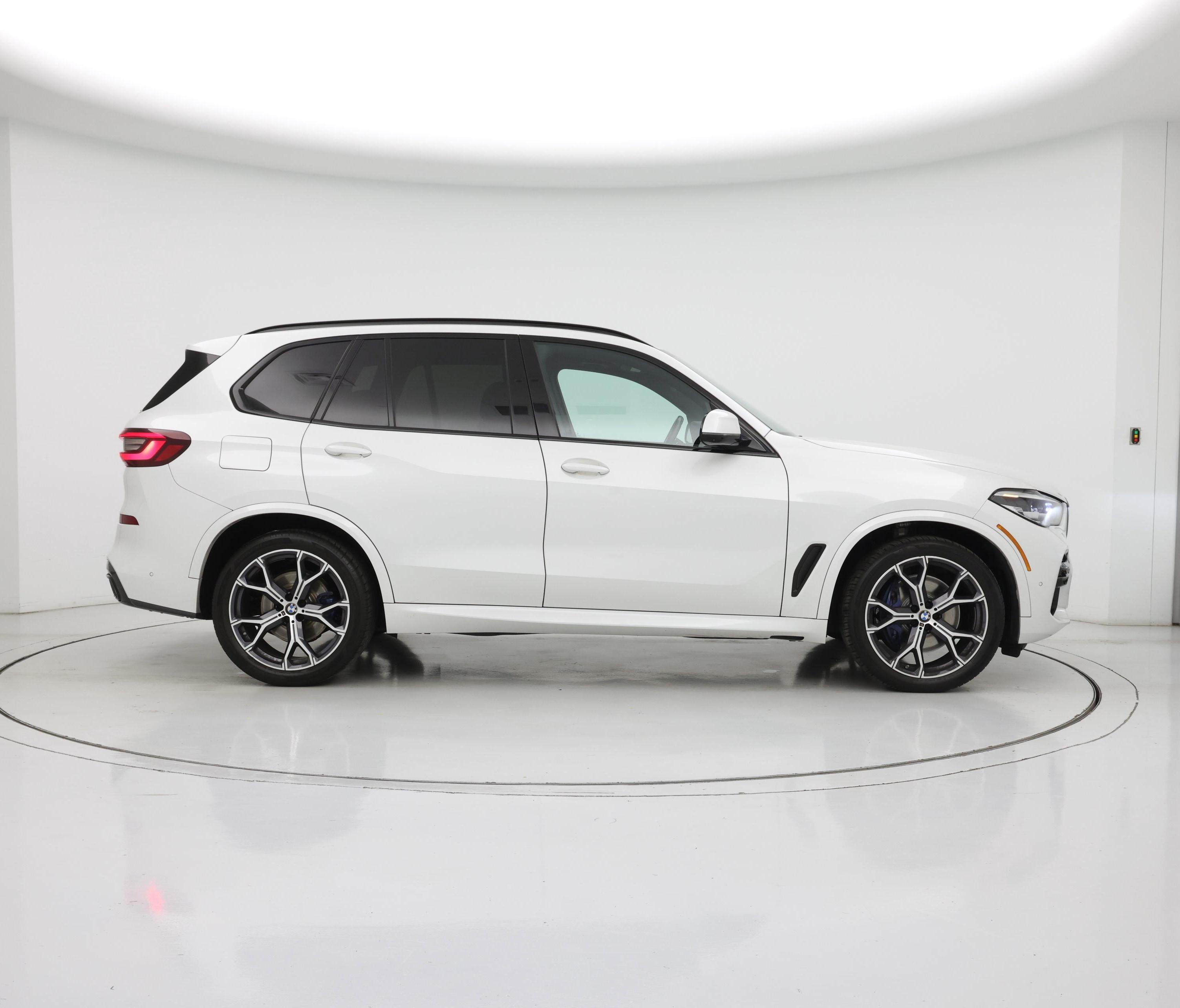 Thumbnail: 2023 BMW X5 - 7