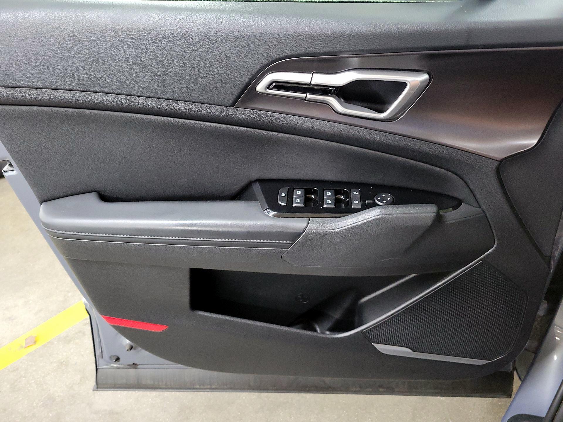 Thumbnail: 2025 Kia Sportage - 12