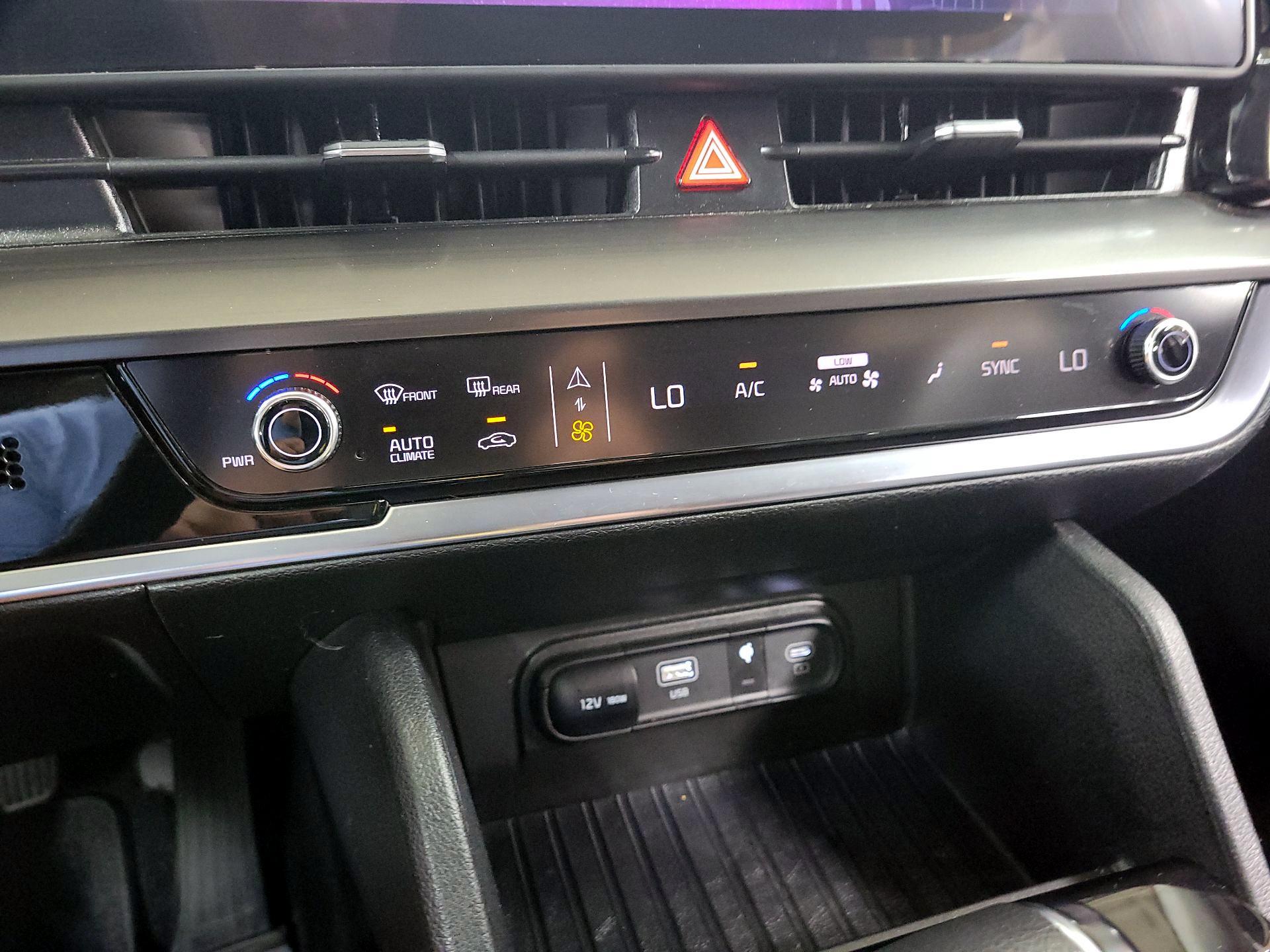 Thumbnail: 2025 Kia Sportage - 16