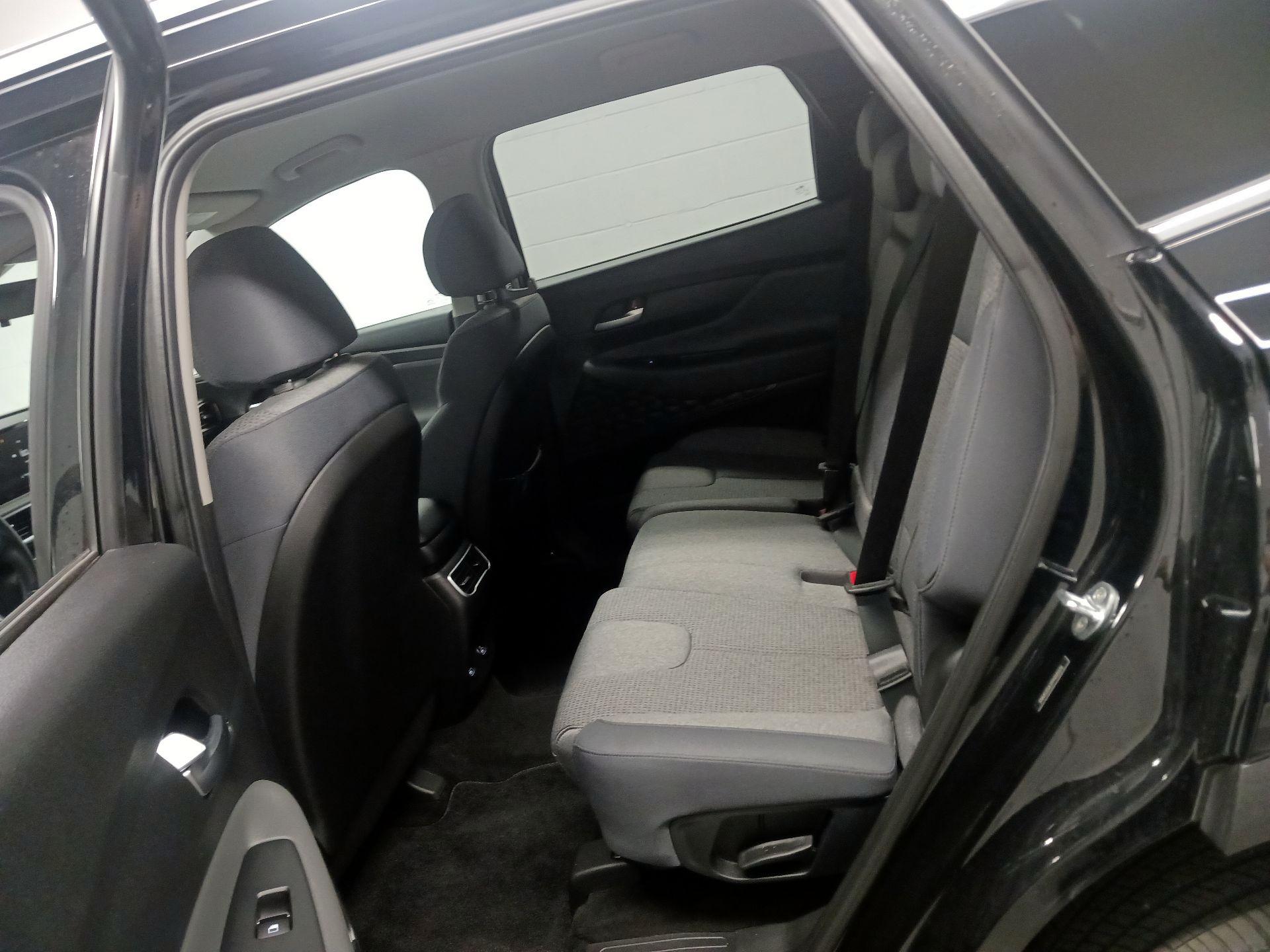 Thumbnail: 2023 Hyundai Santa Fe - 20