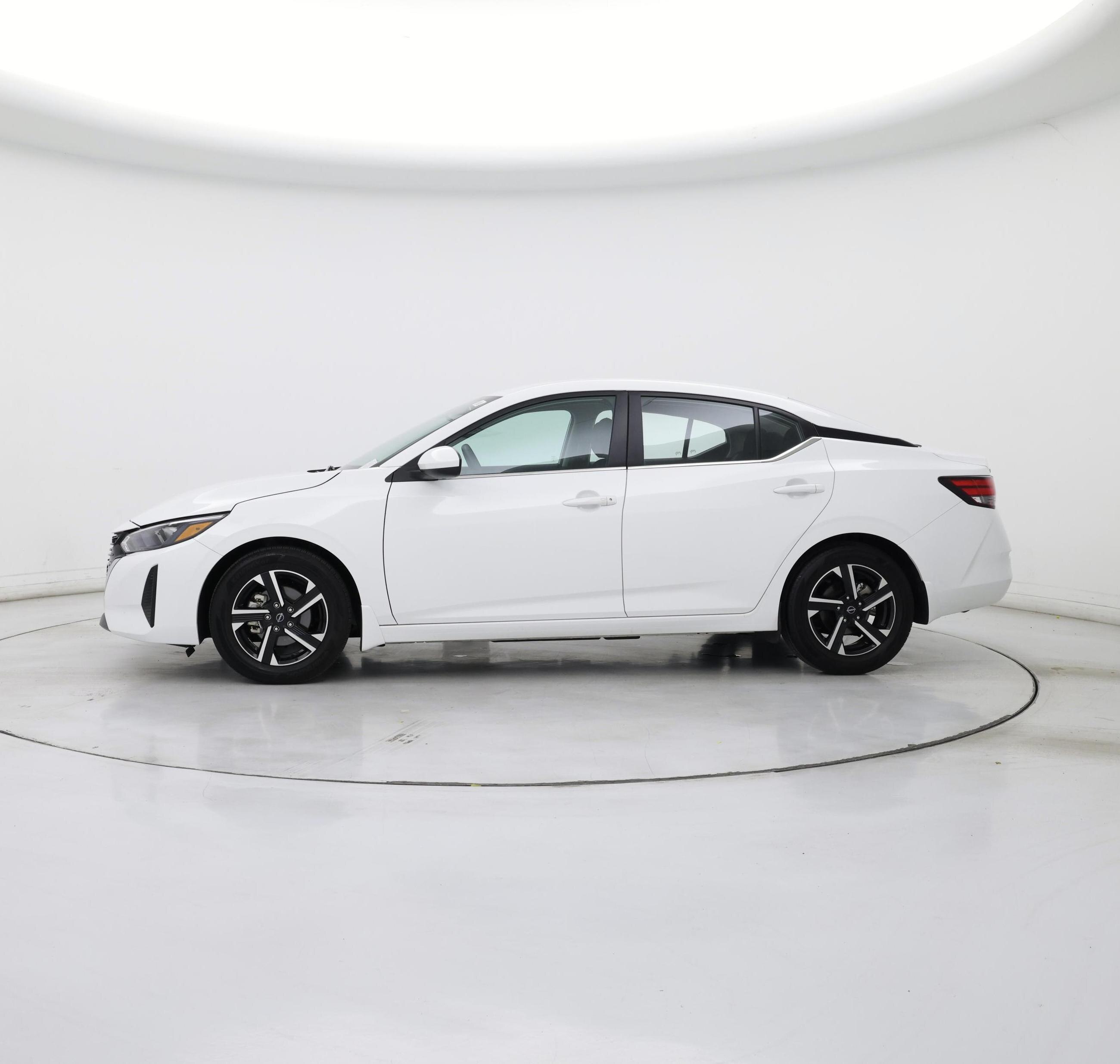 Thumbnail: 2024 Nissan Sentra - 3