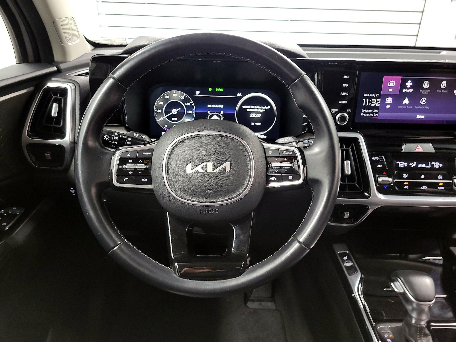 2023 Kia Sorento SX - Photo 9