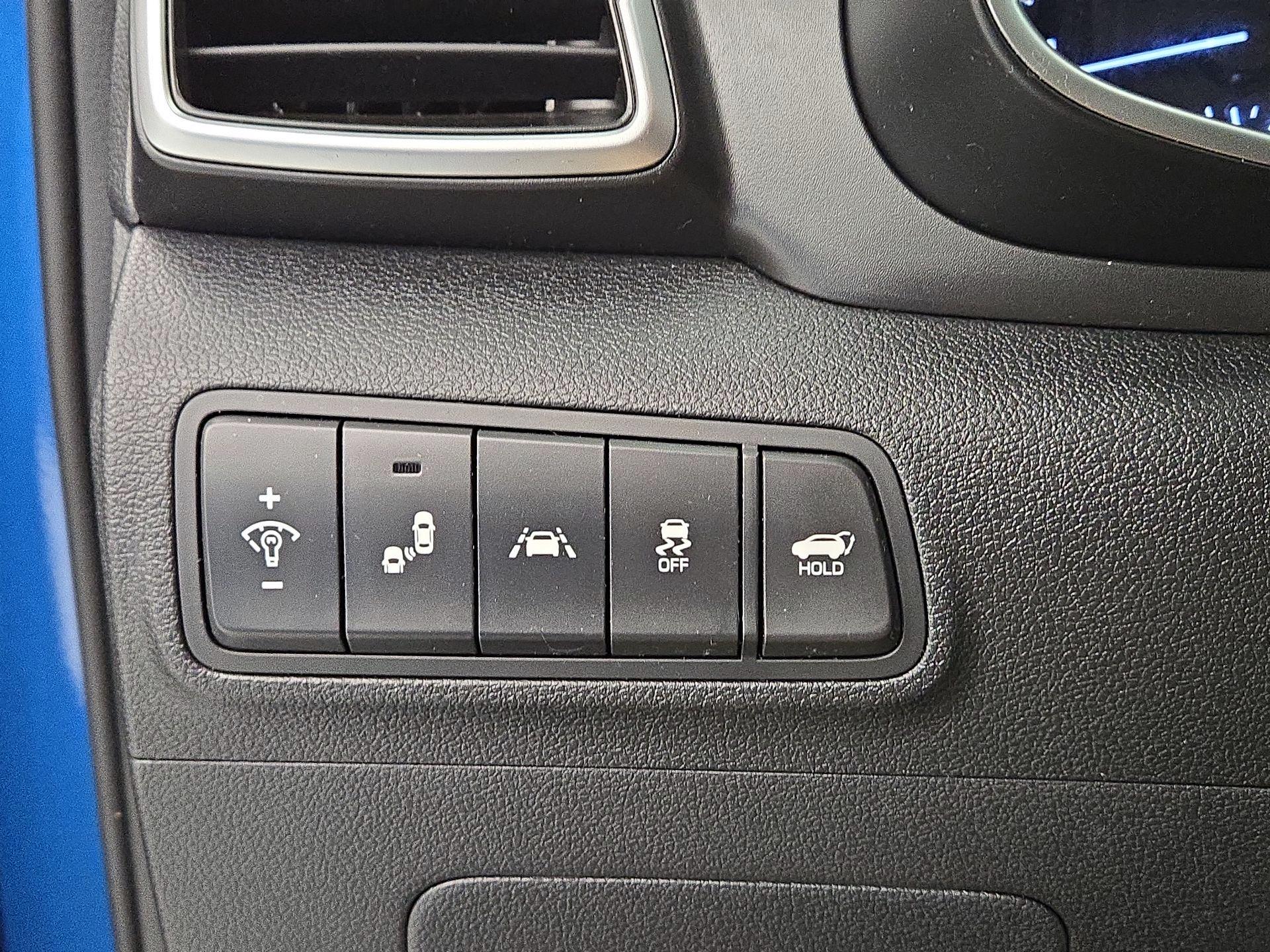 Thumbnail: 2020 Hyundai Tucson - 13