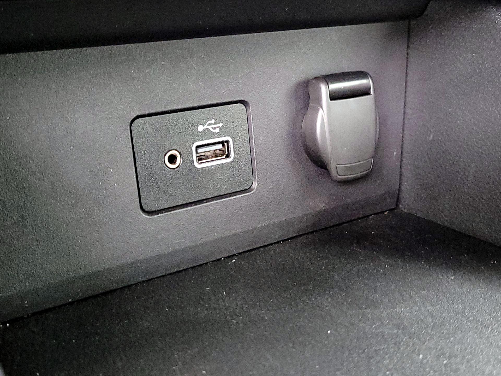 Thumbnail: 2023 Nissan Sentra - 18