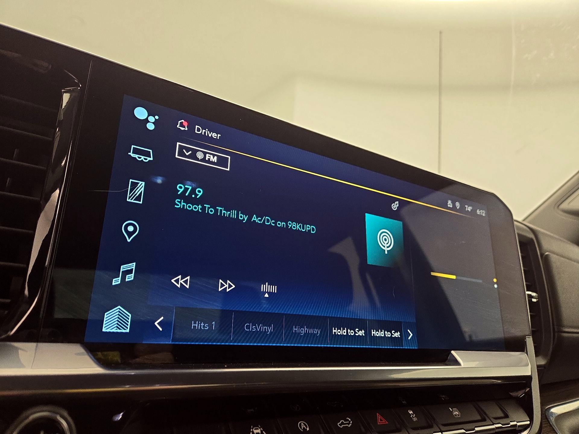 Thumbnail: 2023 Chevrolet Silverado 1500 - 16