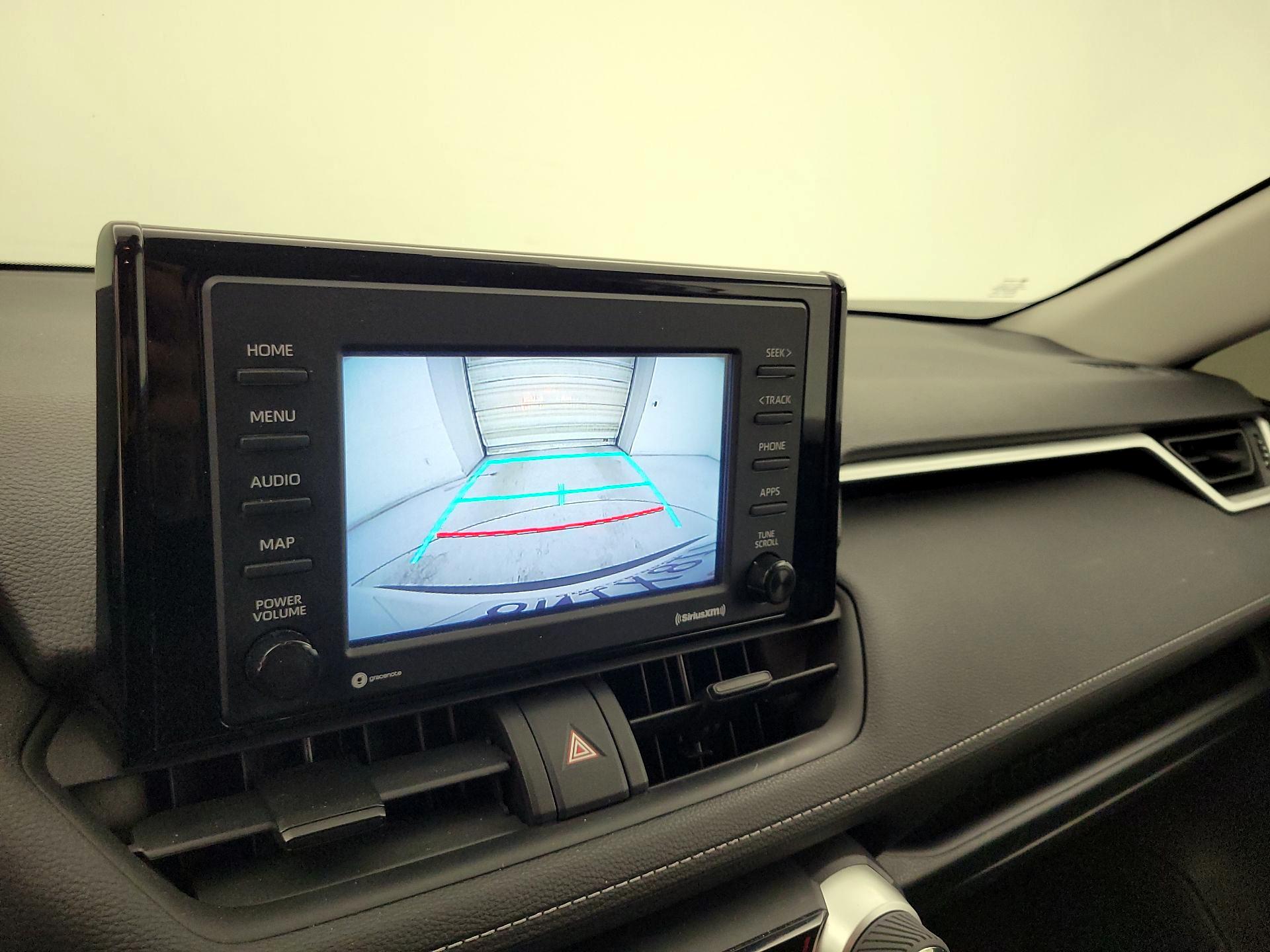 Thumbnail: 2020 Toyota RAV4 - 14