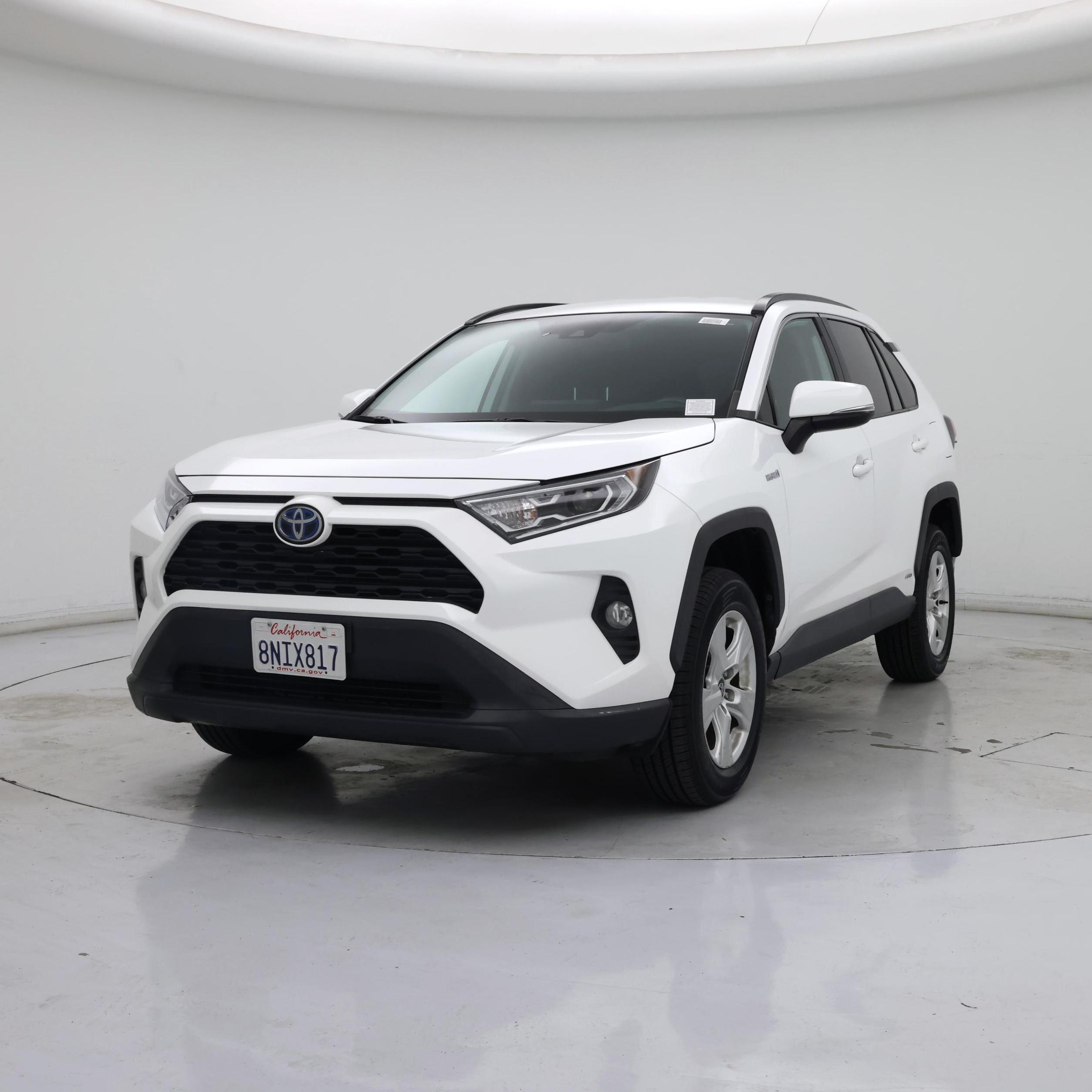 Thumbnail: 2020 Toyota RAV4 - 4