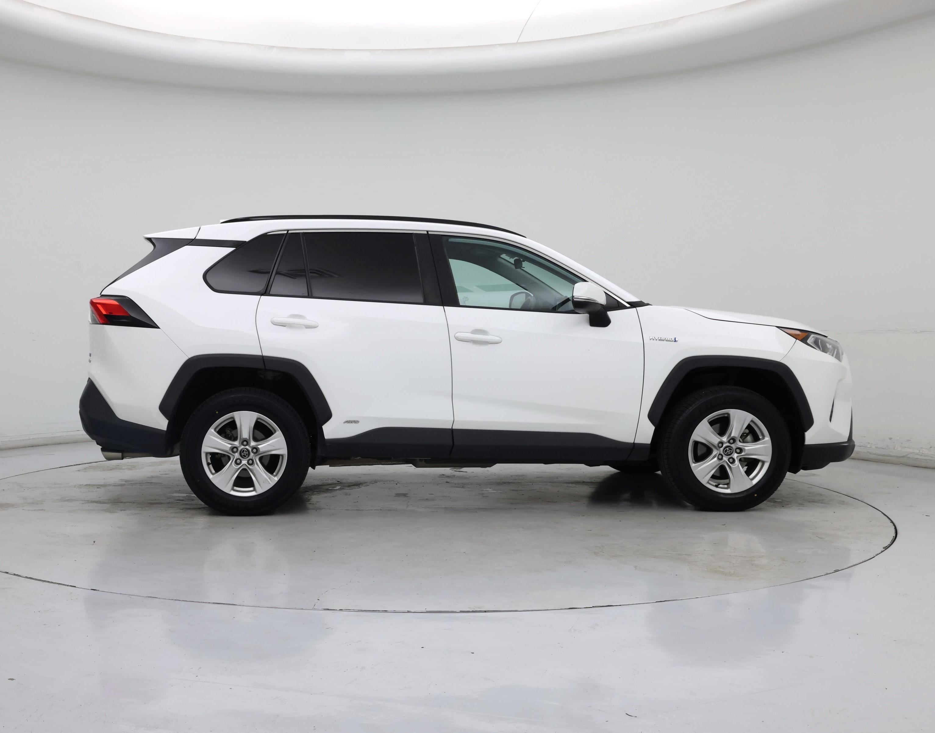 Thumbnail: 2020 Toyota RAV4 - 7