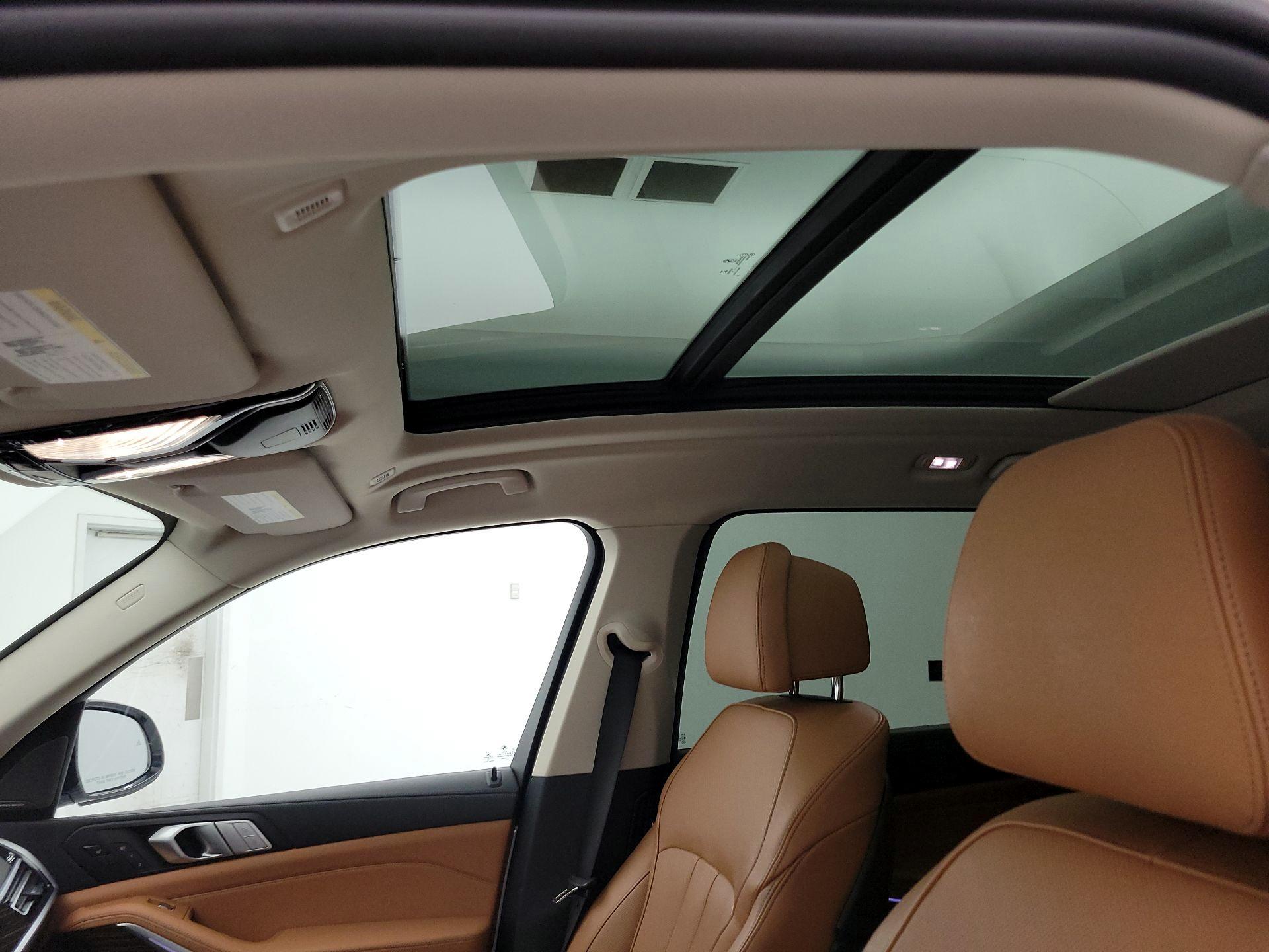 Thumbnail: 2020 BMW X7 - 18