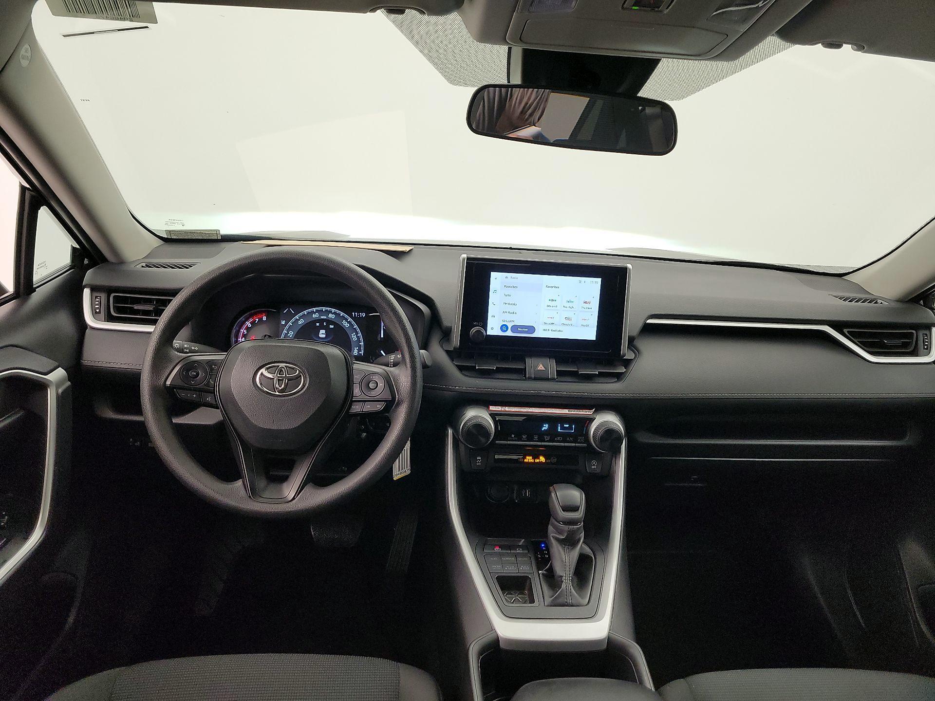 Thumbnail: 2025 Toyota RAV4 - 9