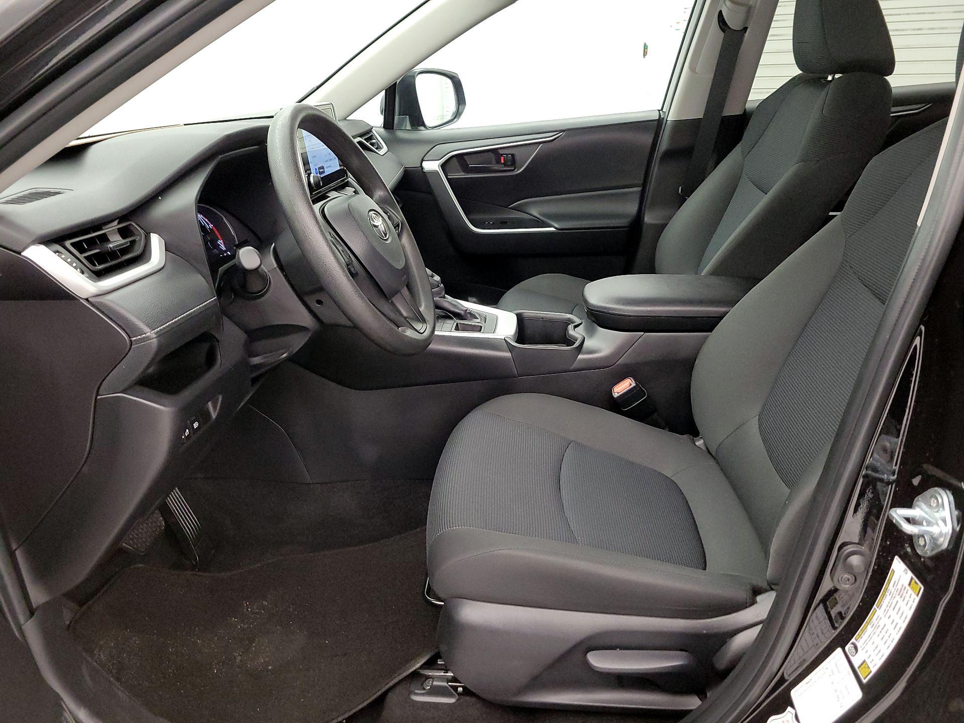 Thumbnail: 2025 Toyota RAV4 - 11