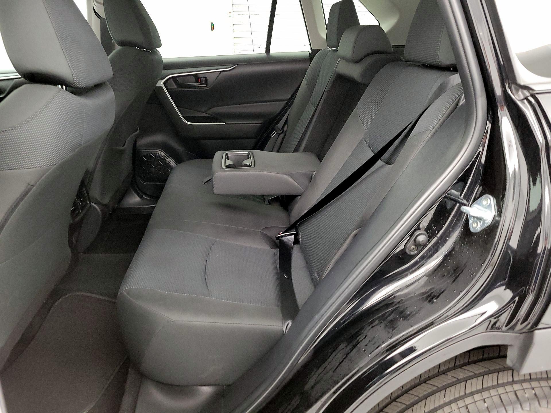 Thumbnail: 2025 Toyota RAV4 - 19