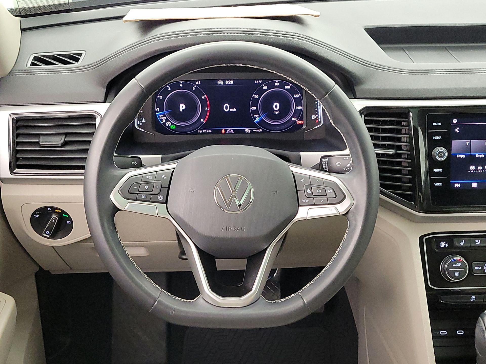 Thumbnail: 2023 Volkswagen Atlas - 10