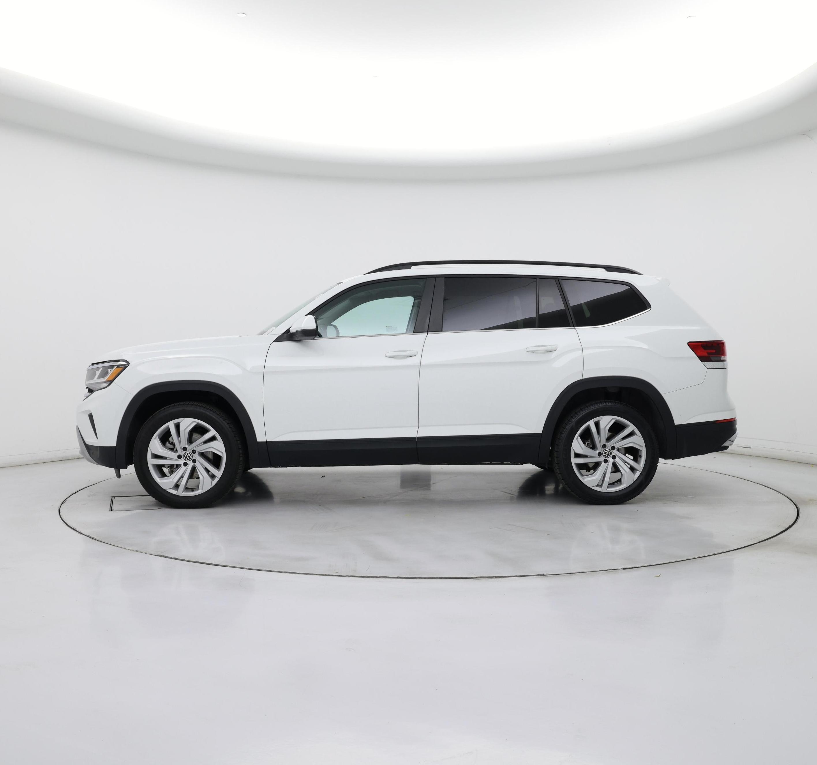 Thumbnail: 2023 Volkswagen Atlas - 3