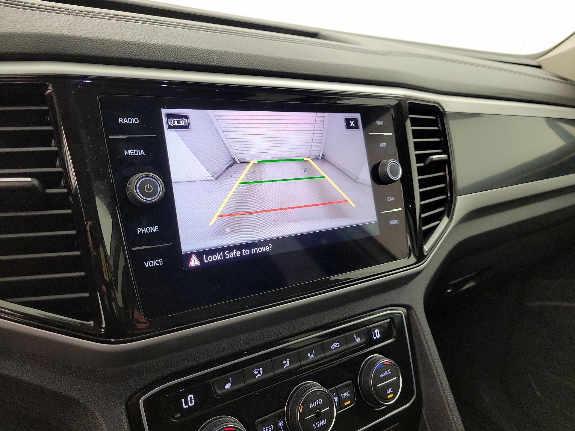 Thumbnail: 2023 Volkswagen Atlas - 15