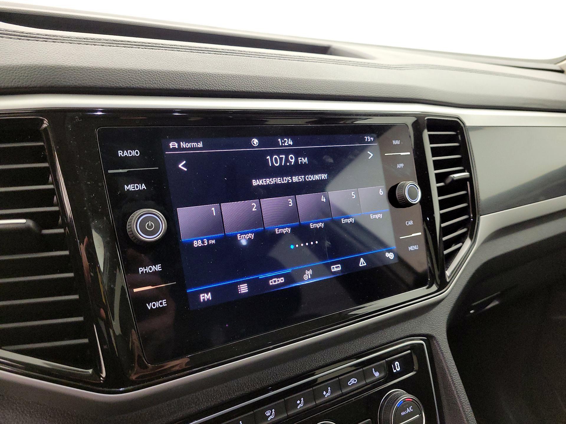 Thumbnail: 2023 Volkswagen Atlas - 16