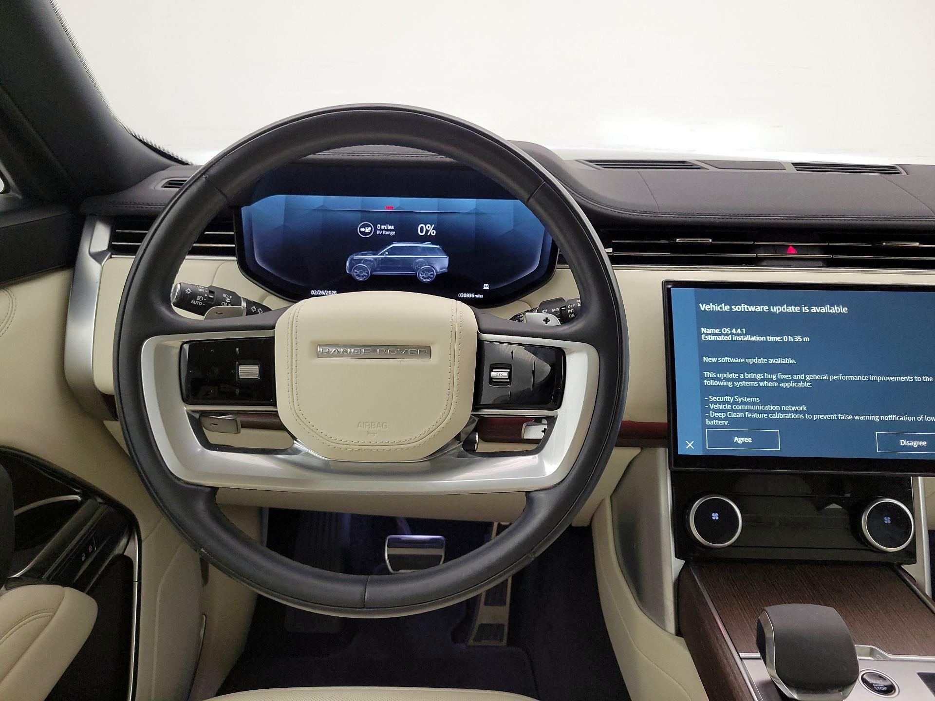 Thumbnail: 2023 Land Rover Range Rover - 10