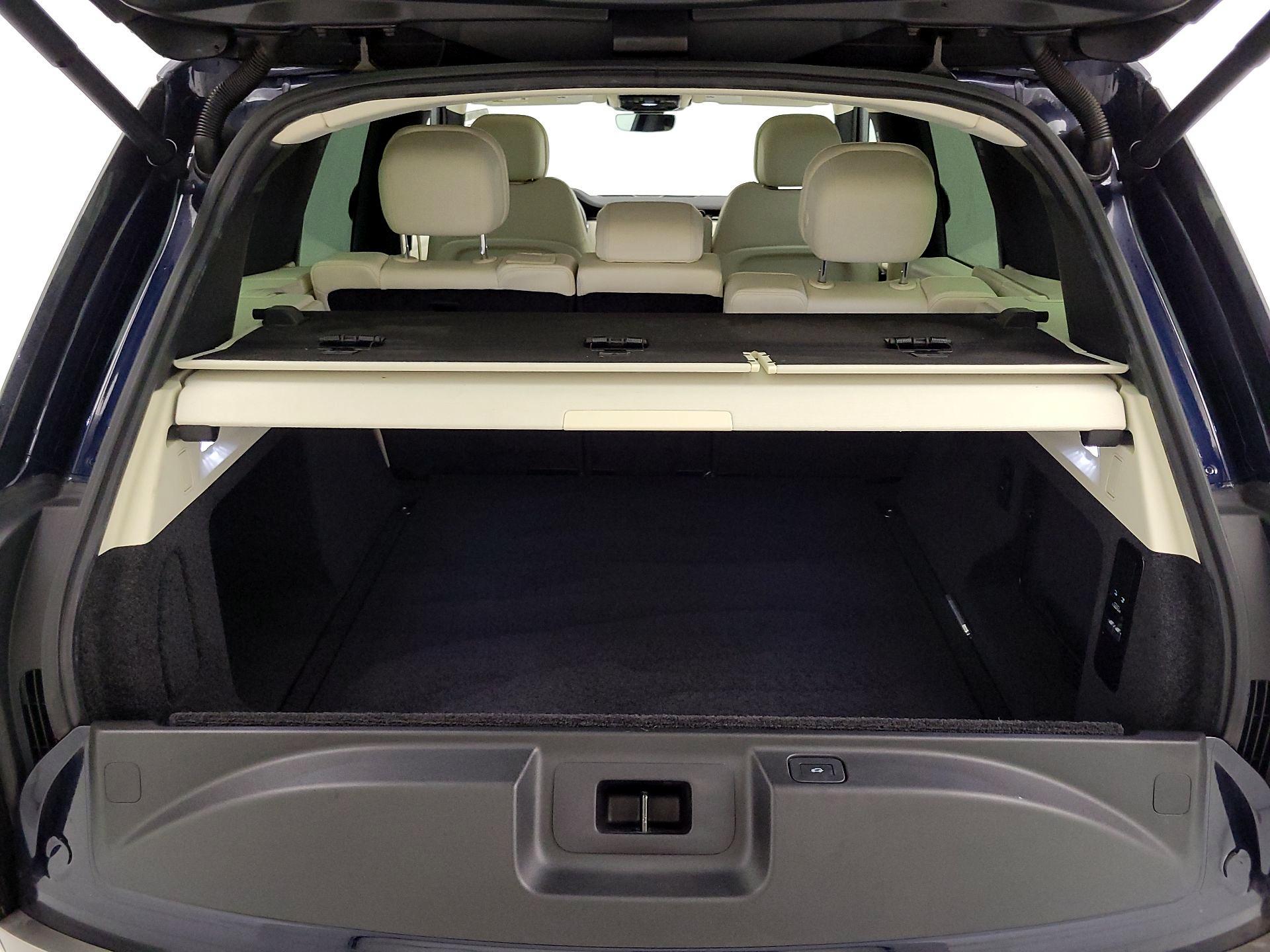 Thumbnail: 2023 Land Rover Range Rover - 18