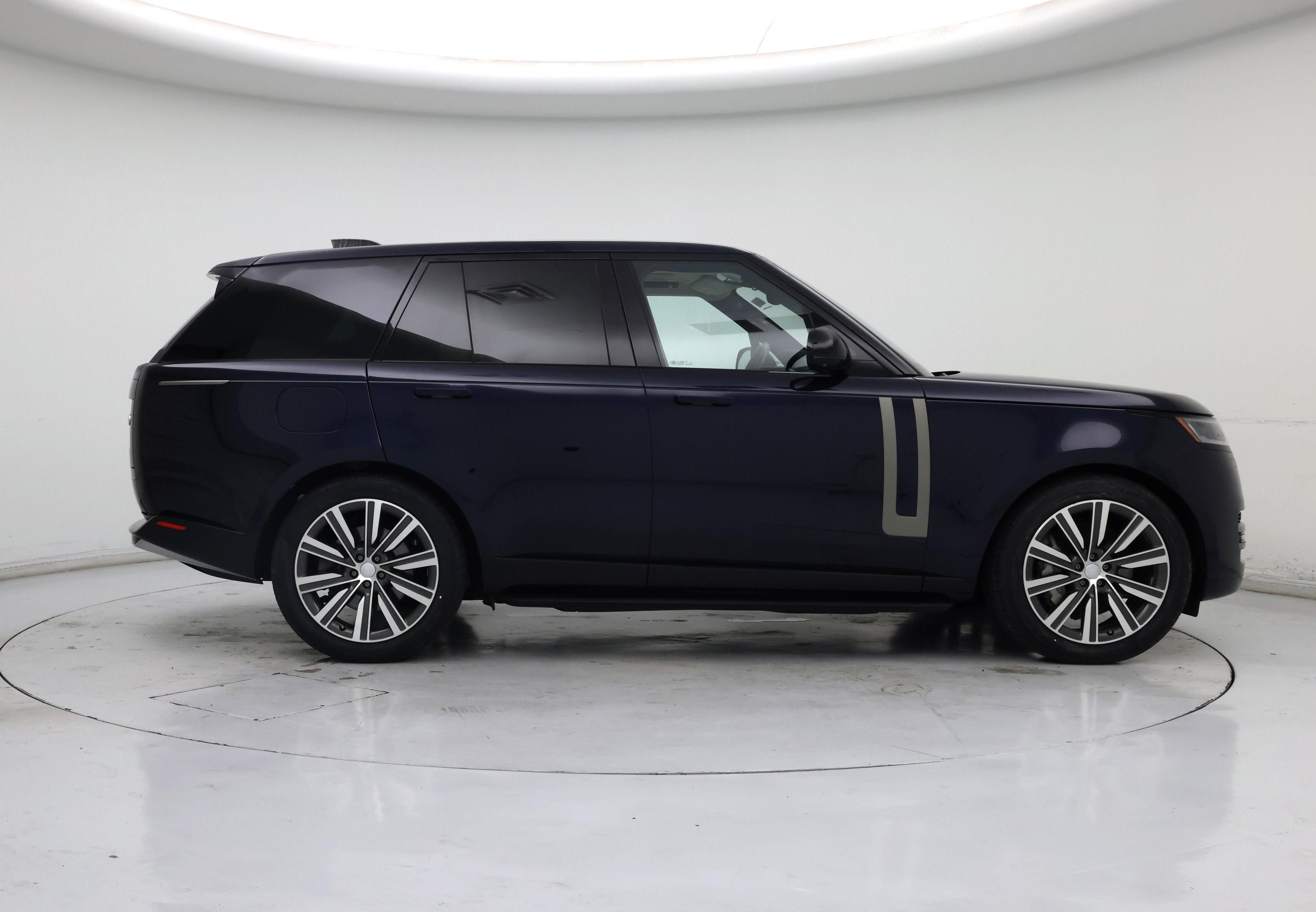 Thumbnail: 2023 Land Rover Range Rover - 7