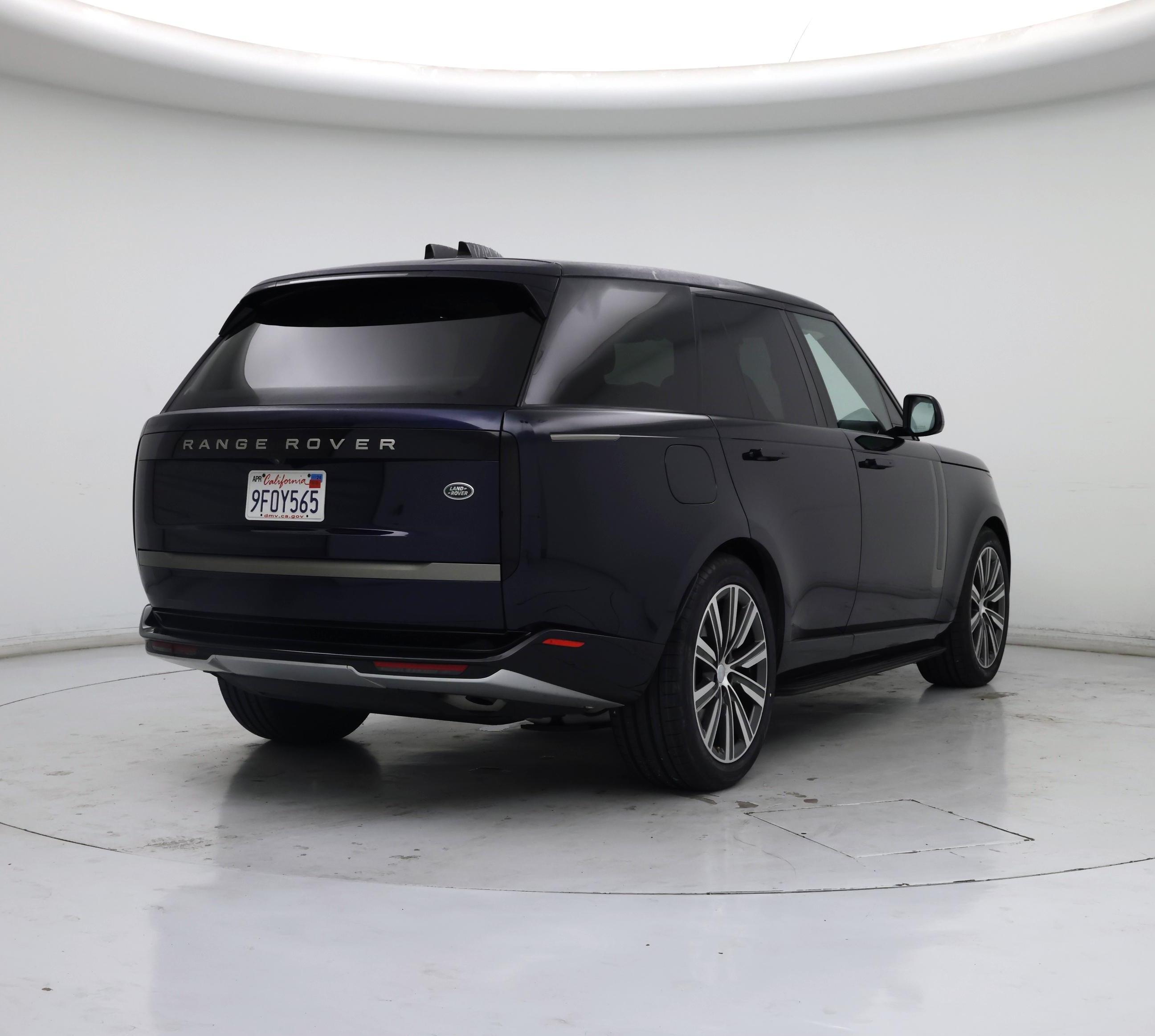 Thumbnail: 2023 Land Rover Range Rover - 8