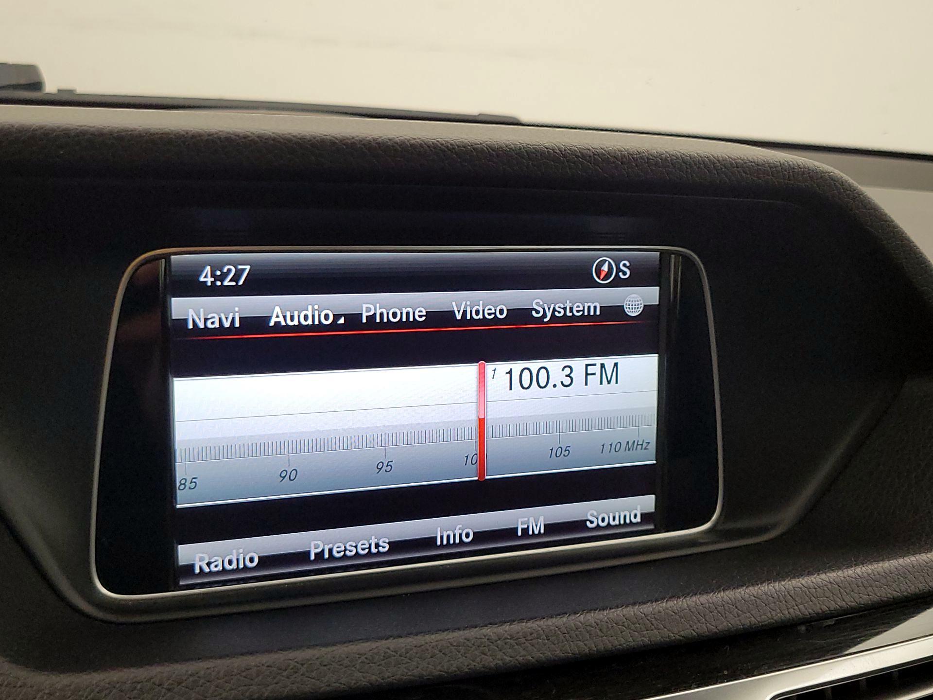 Thumbnail: 2015 Mercedes-Benz E-Class - 16